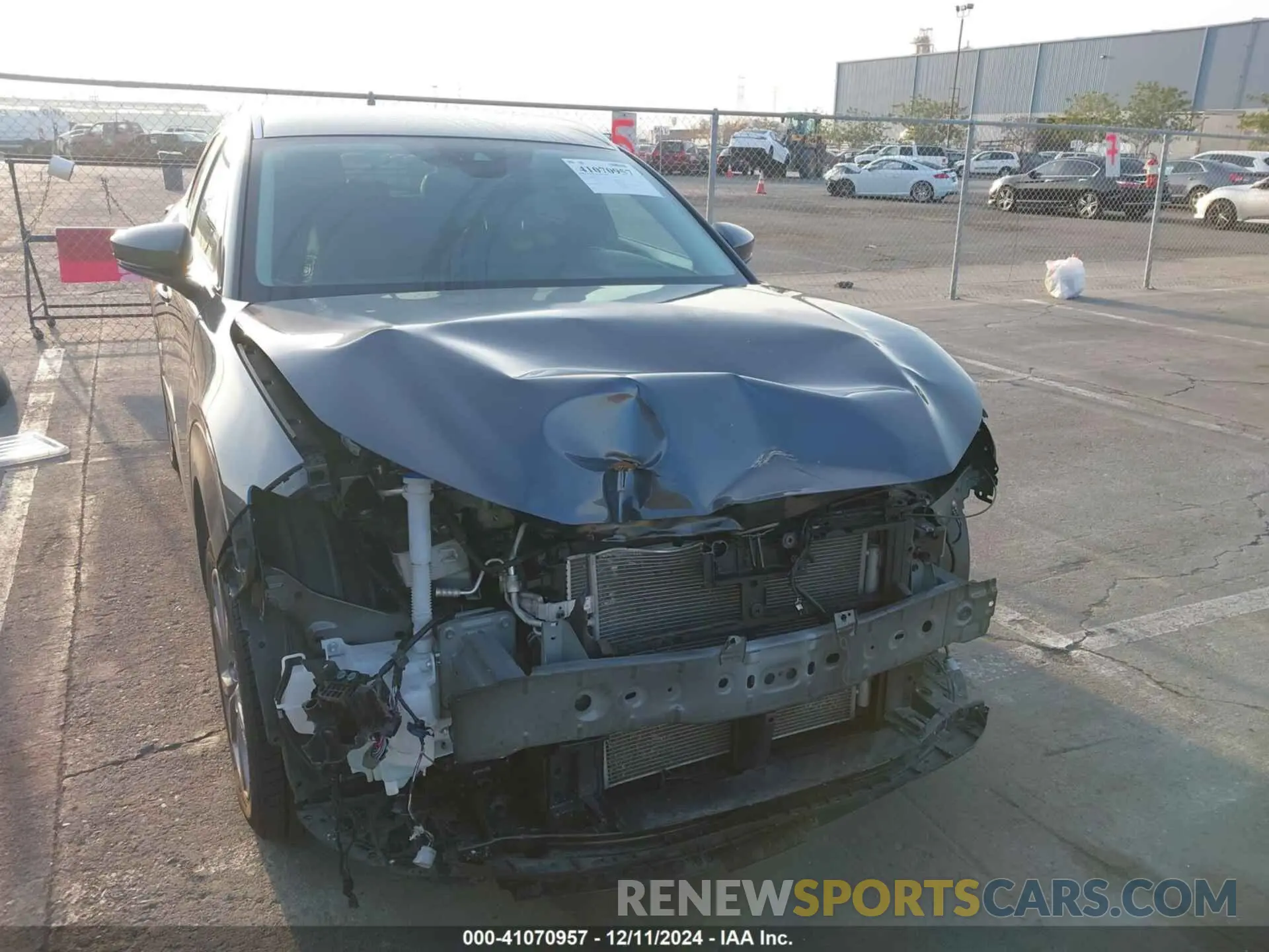 13 Фотография поврежденного автомобиля 3MVDMBBL9NM411585 MAZDA CX-30 2022