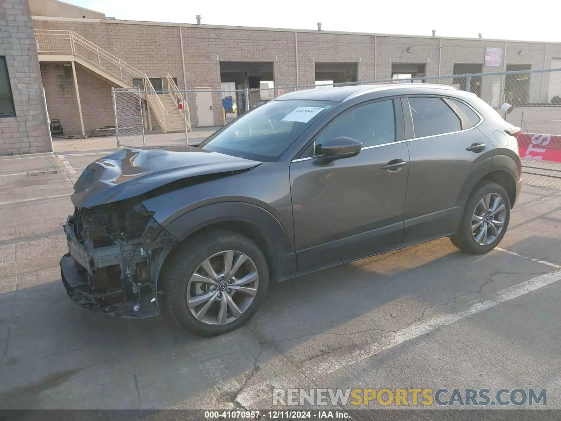 2 Фотография поврежденного автомобиля 3MVDMBBL9NM411585 MAZDA CX-30 2022