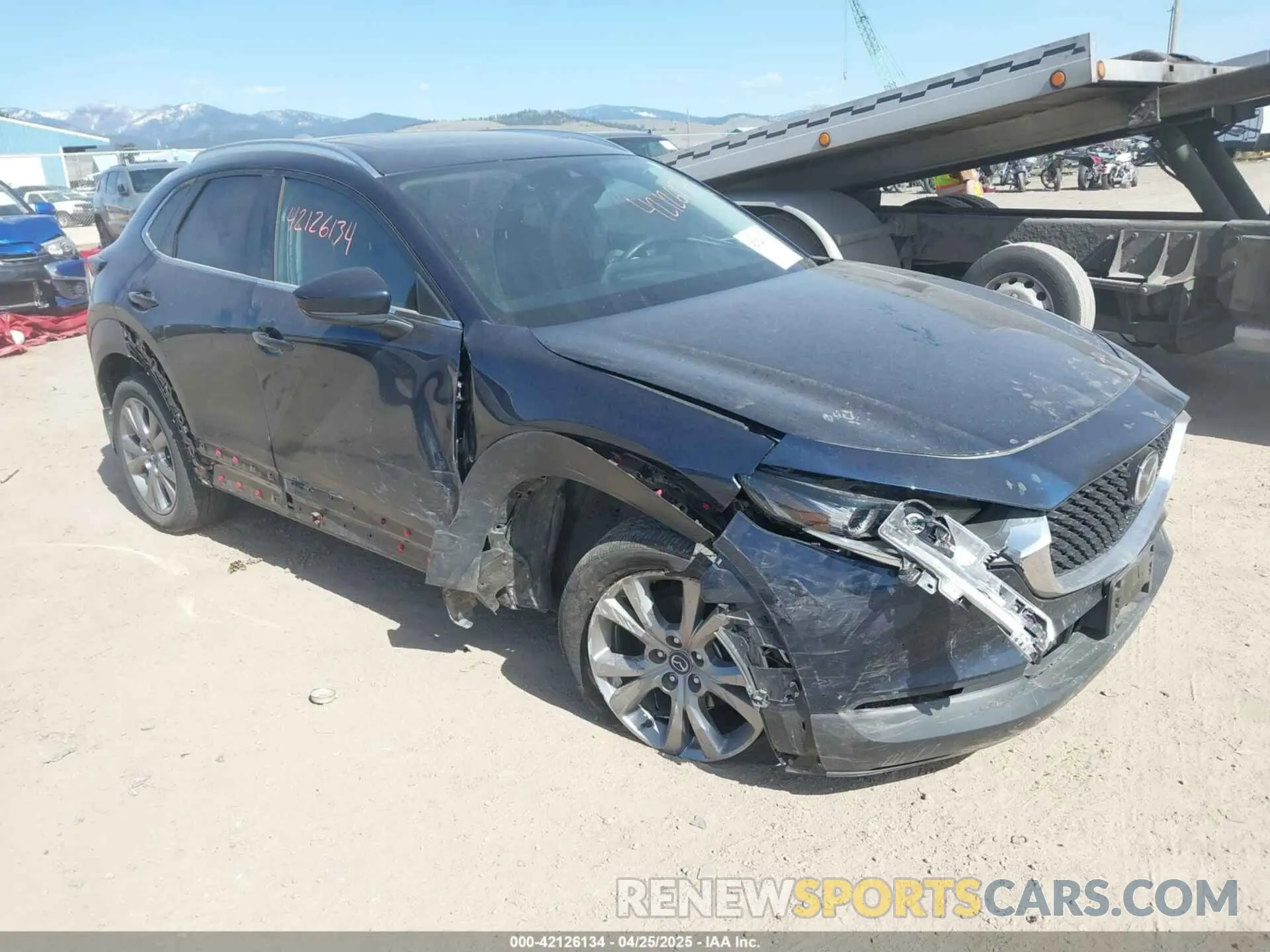 1 Фотография поврежденного автомобиля 3MVDMBCL1NM458382 MAZDA CX-30 2022