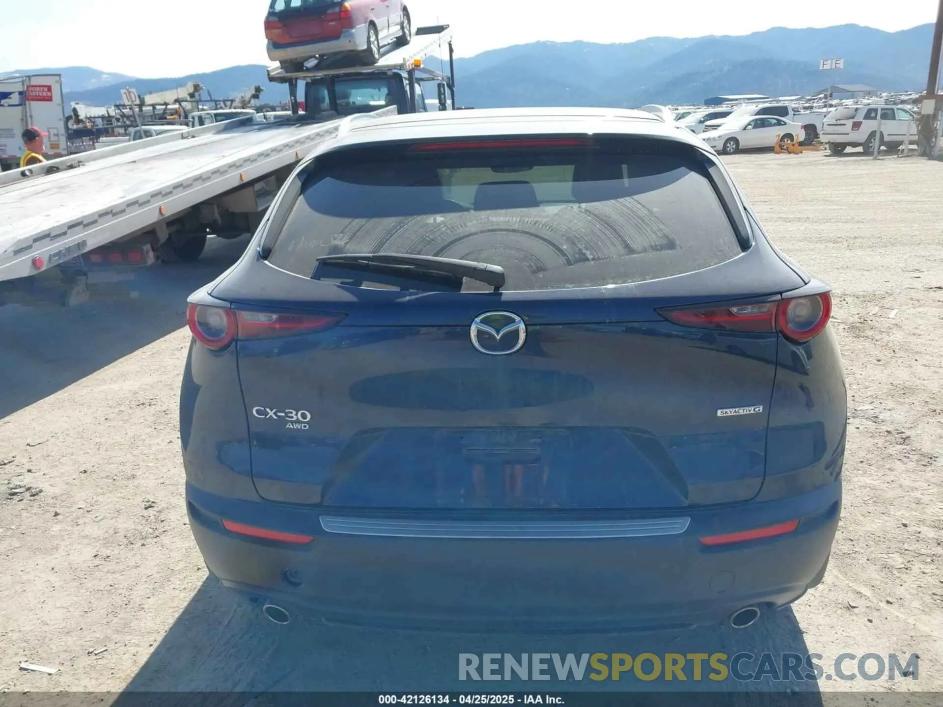 17 Фотография поврежденного автомобиля 3MVDMBCL1NM458382 MAZDA CX-30 2022