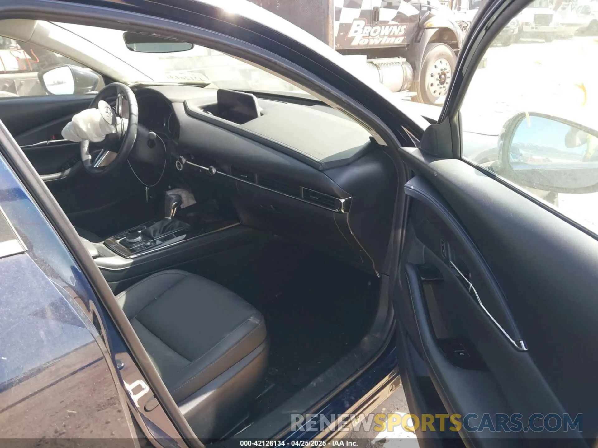 5 Фотография поврежденного автомобиля 3MVDMBCL1NM458382 MAZDA CX-30 2022