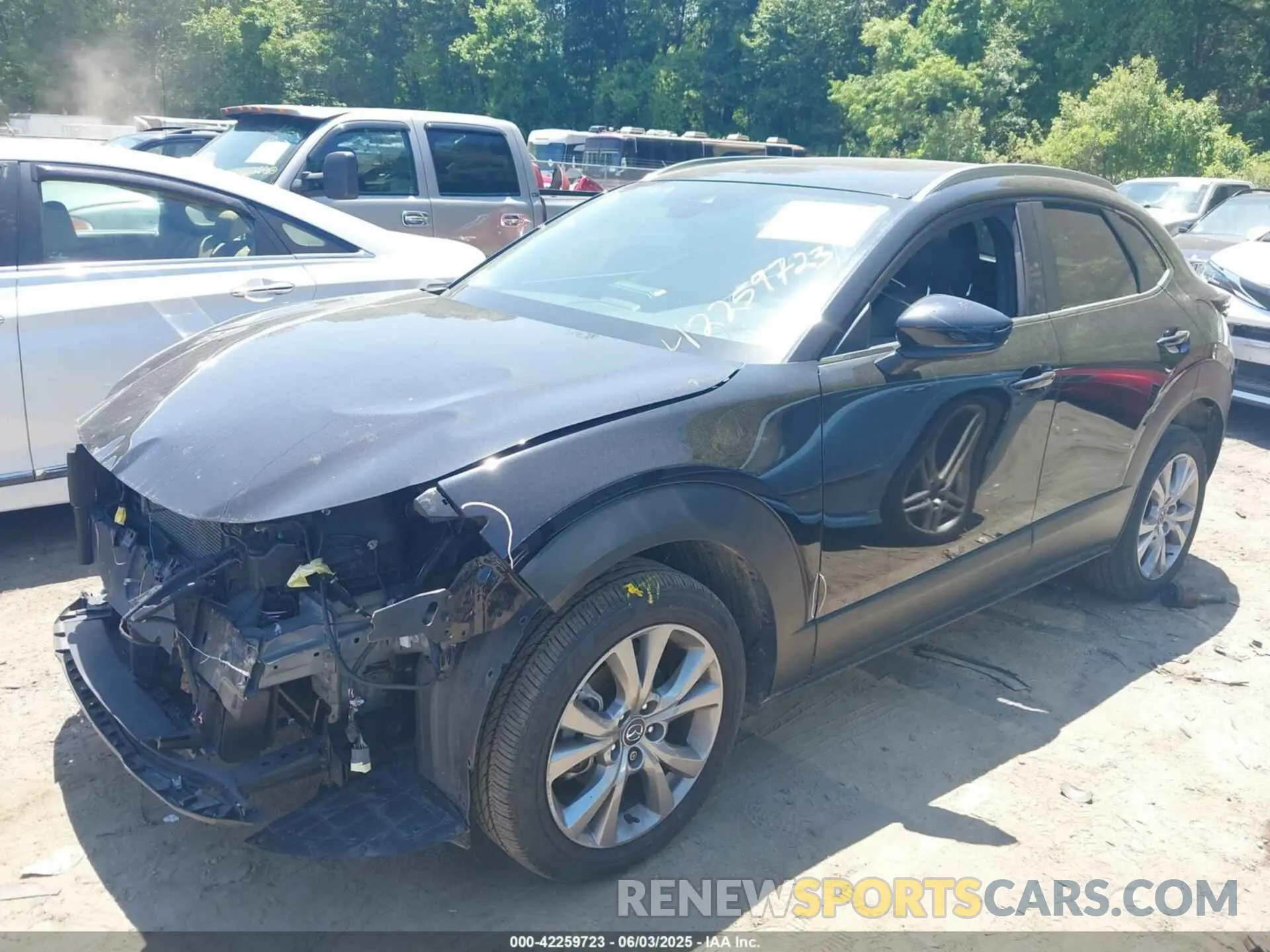 2 Photograph of a damaged car 3MVDMBCL3NM440188 MAZDA CX-30 2022