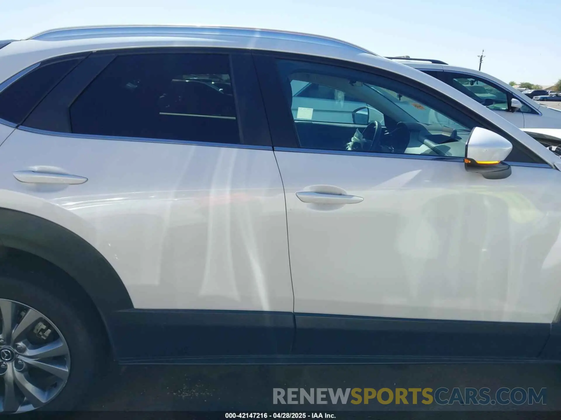 13 Photograph of a damaged car 3MVDMBCL4NM454228 MAZDA CX-30 2022
