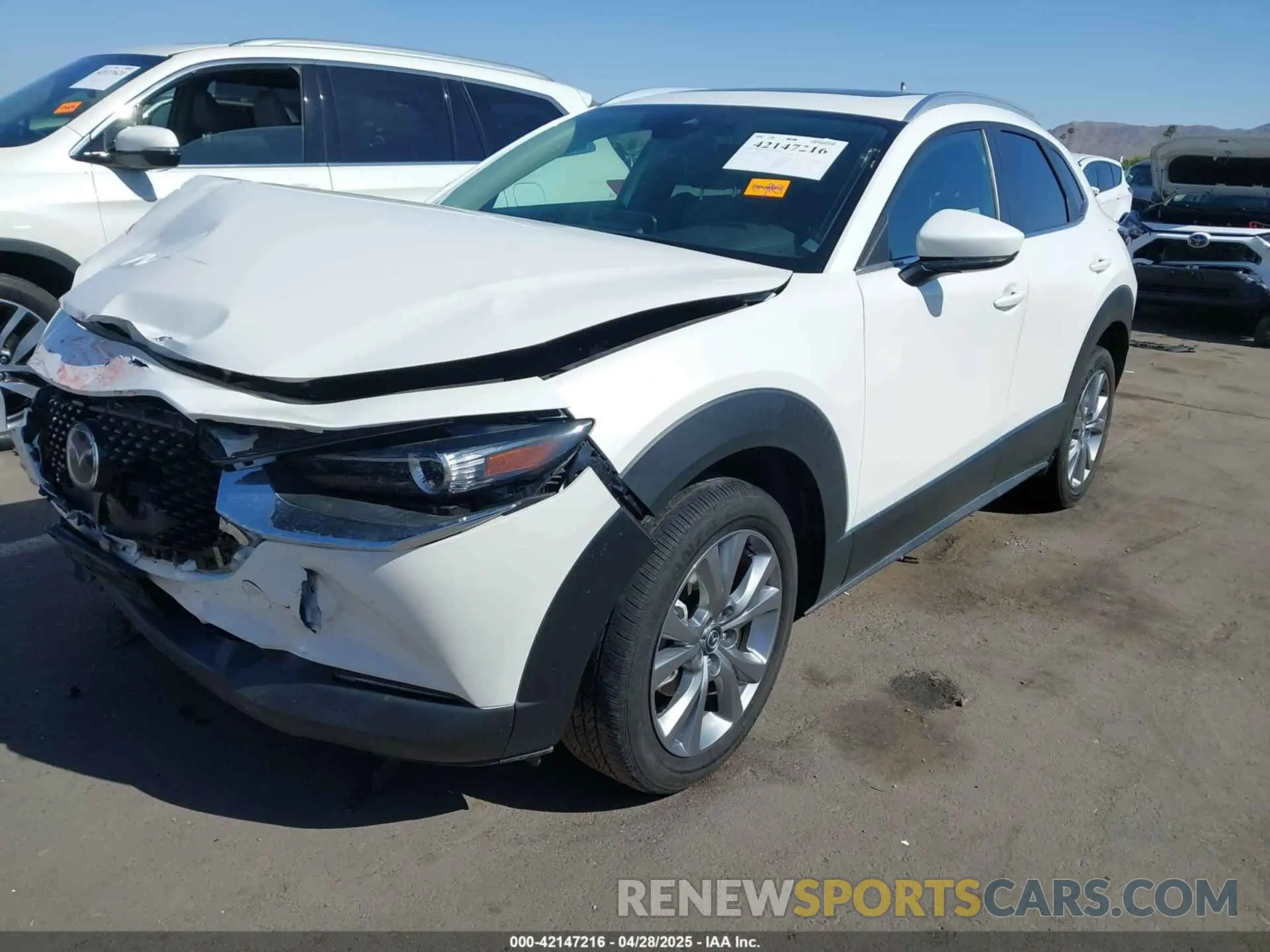 2 Photograph of a damaged car 3MVDMBCL4NM454228 MAZDA CX-30 2022