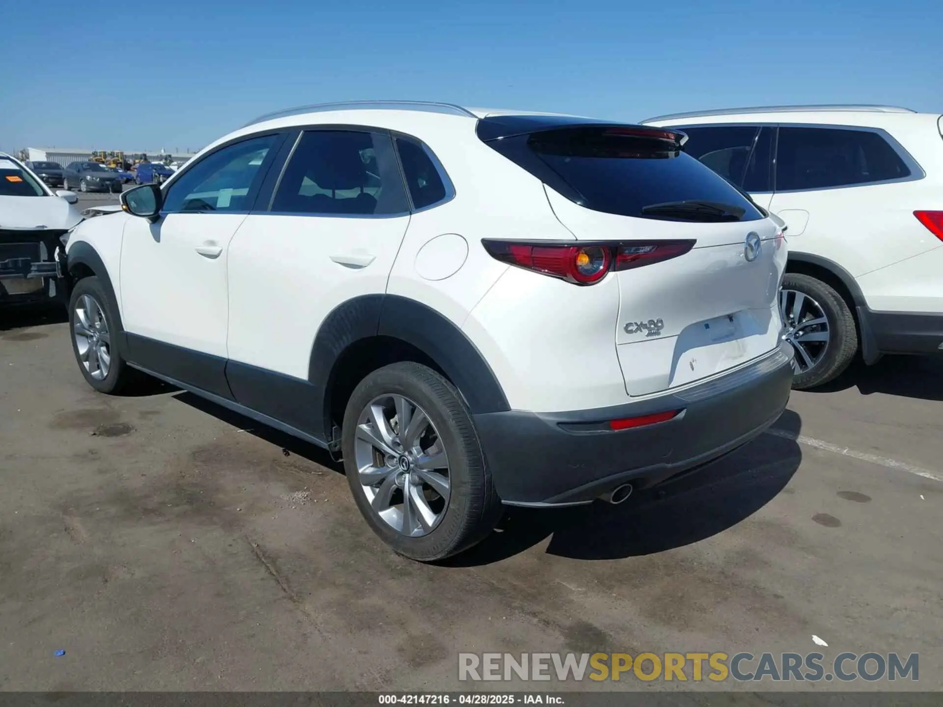 3 Photograph of a damaged car 3MVDMBCL4NM454228 MAZDA CX-30 2022