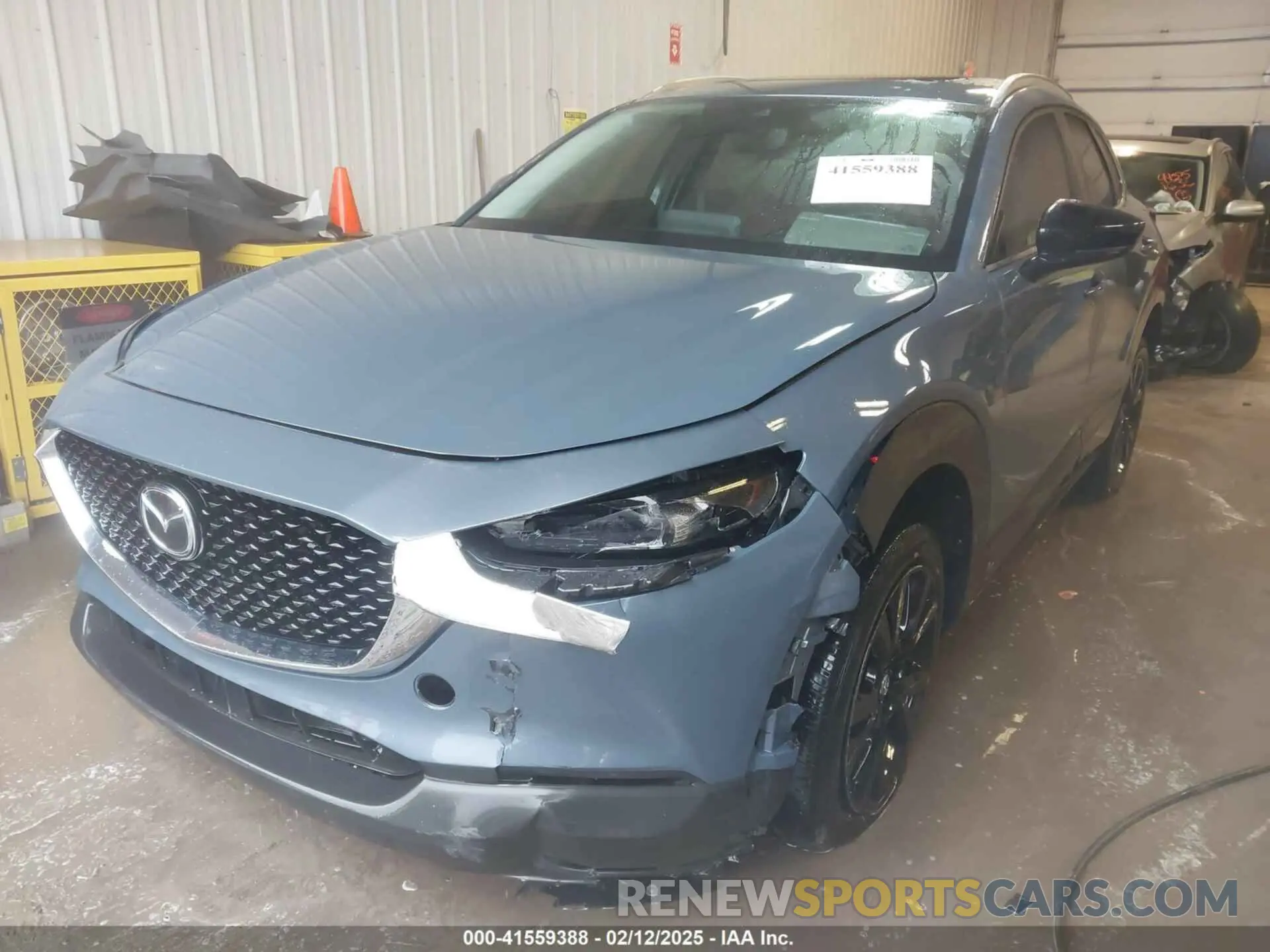 2 Photograph of a damaged car 3MVDMBCL8NM434547 MAZDA CX-30 2022