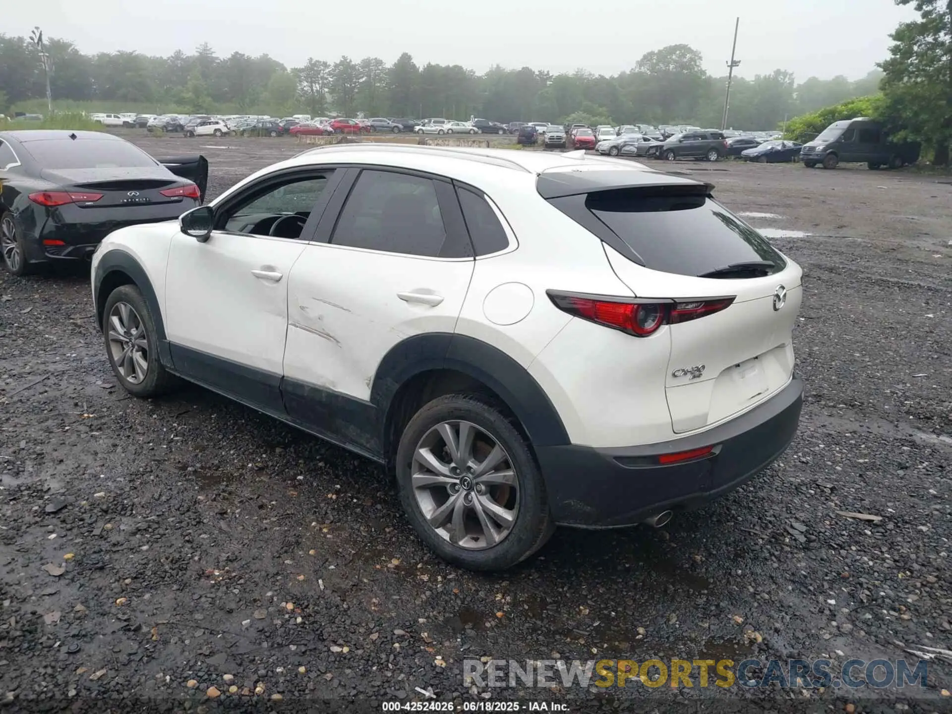 3 Photograph of a damaged car 3MVDMBDL3NM423566 MAZDA CX-30 2022