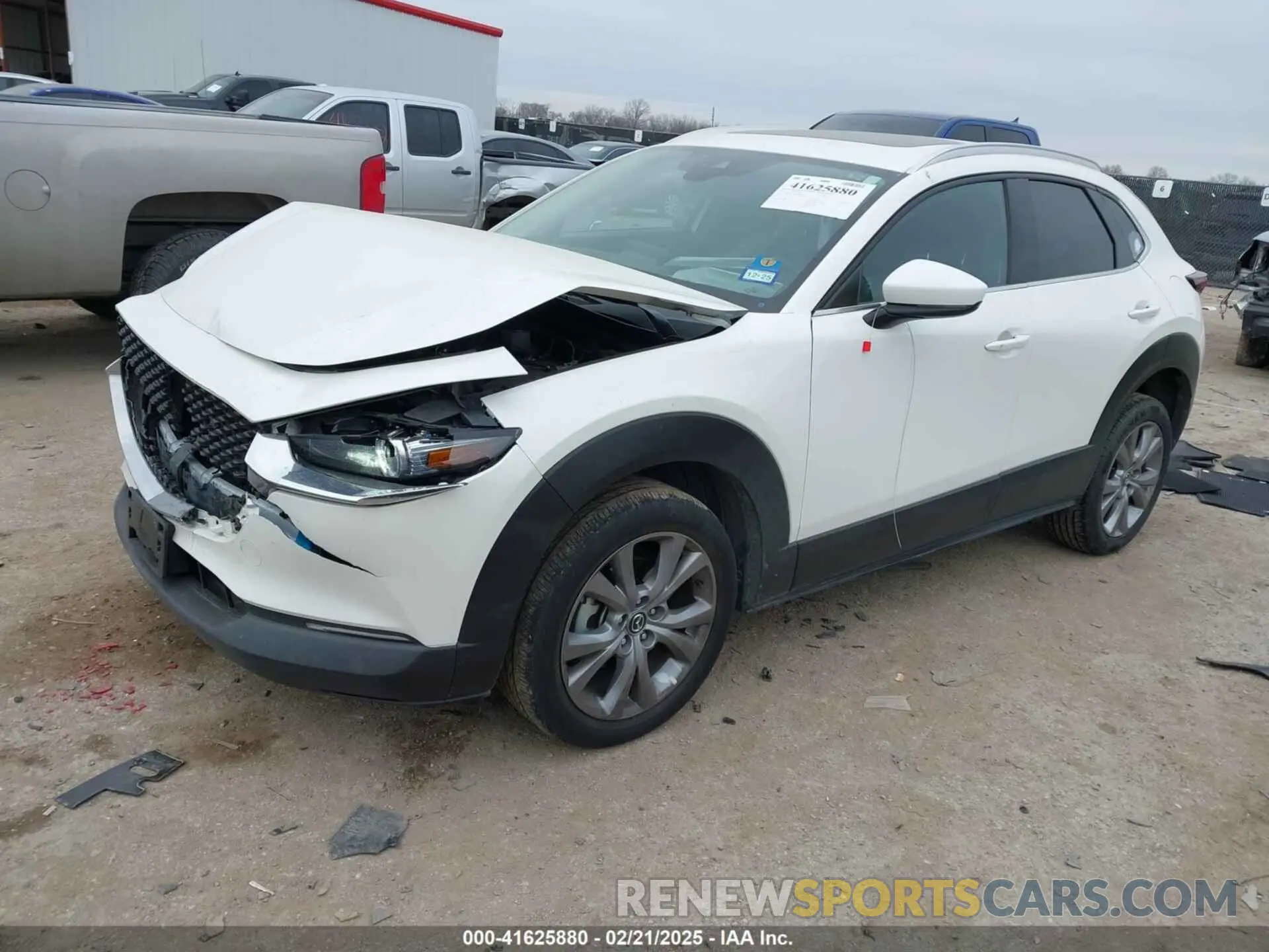 2 Photograph of a damaged car 3MVDMBDL3NM458530 MAZDA CX-30 2022