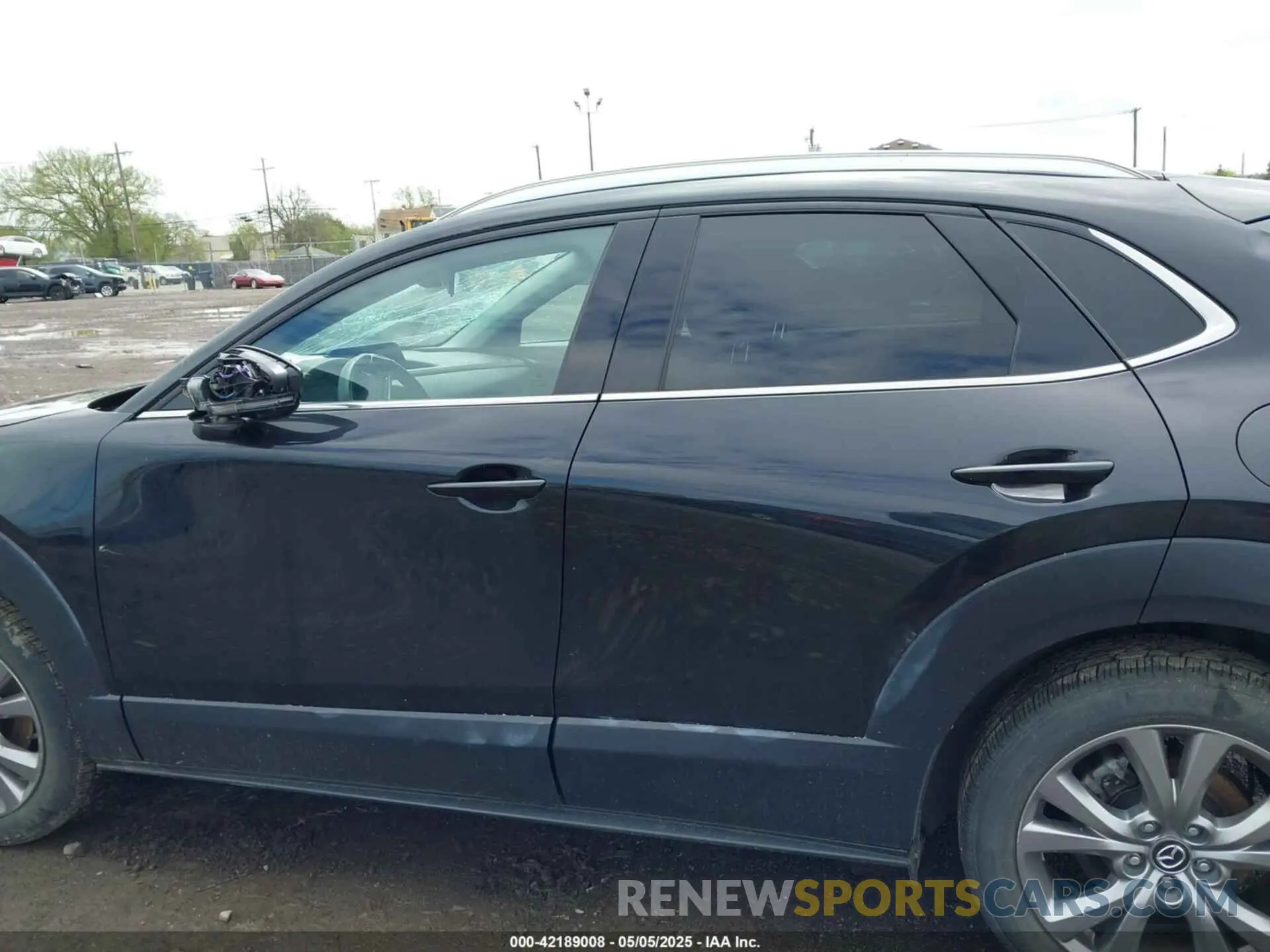 14 Фотография поврежденного автомобиля 3MVDMBDL5NM413878 MAZDA CX-30 2022