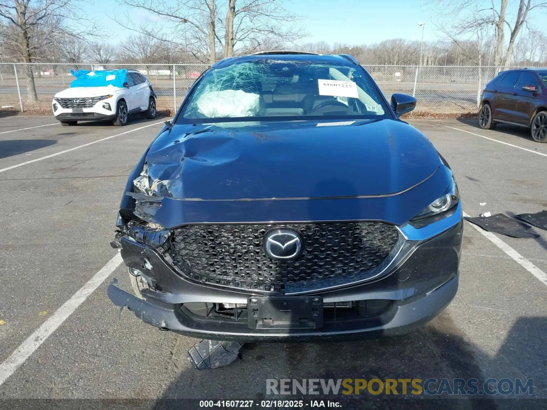 13 Фотография поврежденного автомобиля 3MVDMBDL9NM403273 MAZDA CX-30 2022
