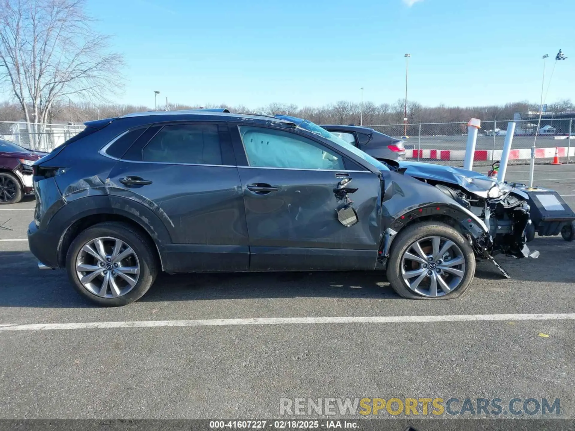 14 Фотография поврежденного автомобиля 3MVDMBDL9NM403273 MAZDA CX-30 2022