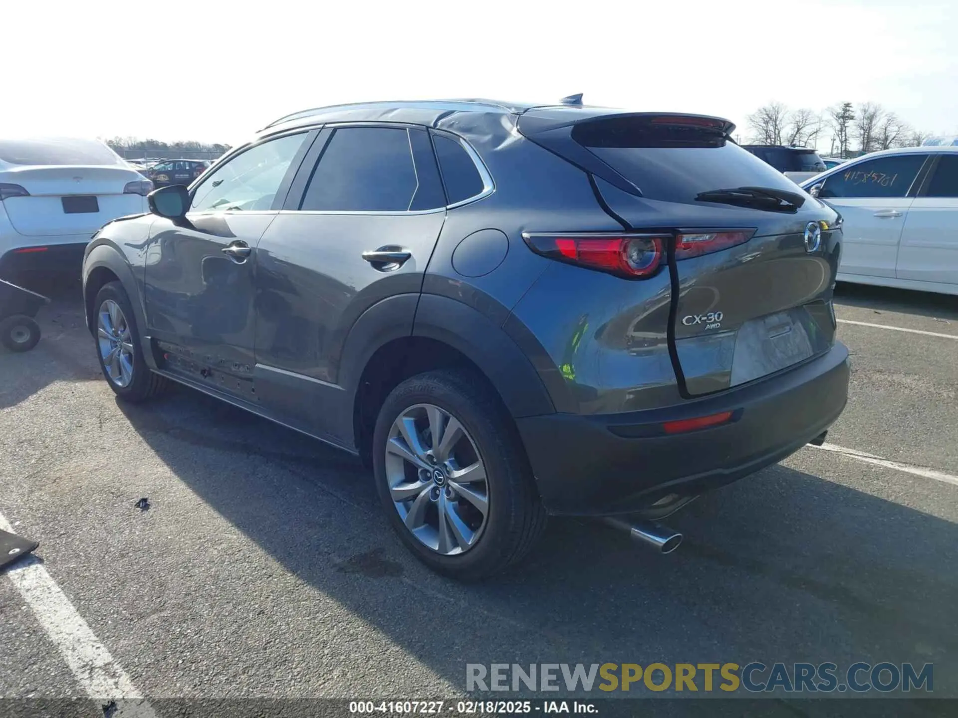 3 Фотография поврежденного автомобиля 3MVDMBDL9NM403273 MAZDA CX-30 2022