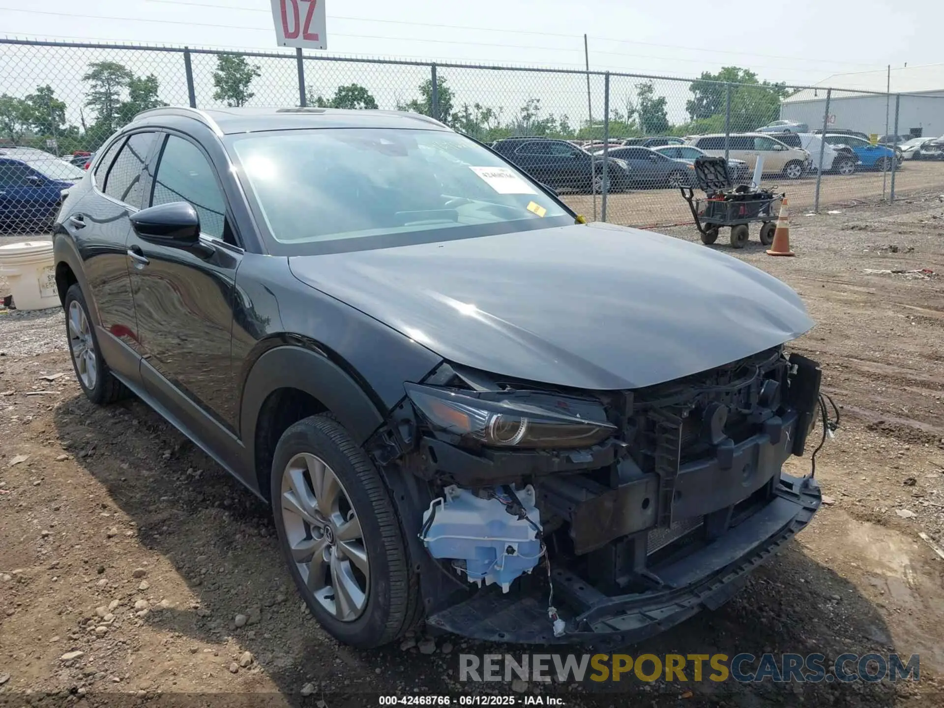 1 Photograph of a damaged car 3MVDMBDL9NM443336 MAZDA CX-30 2022
