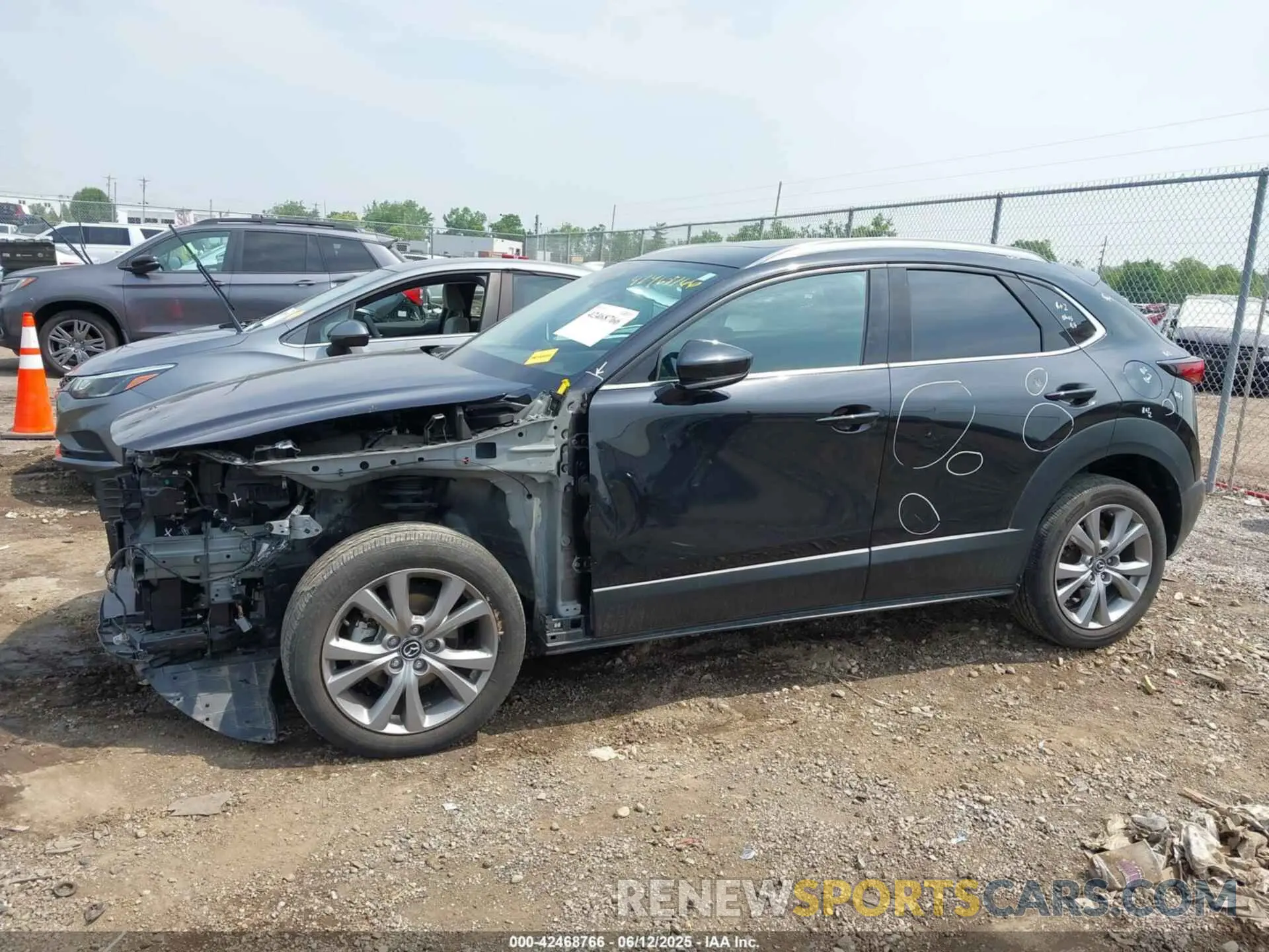 14 Photograph of a damaged car 3MVDMBDL9NM443336 MAZDA CX-30 2022