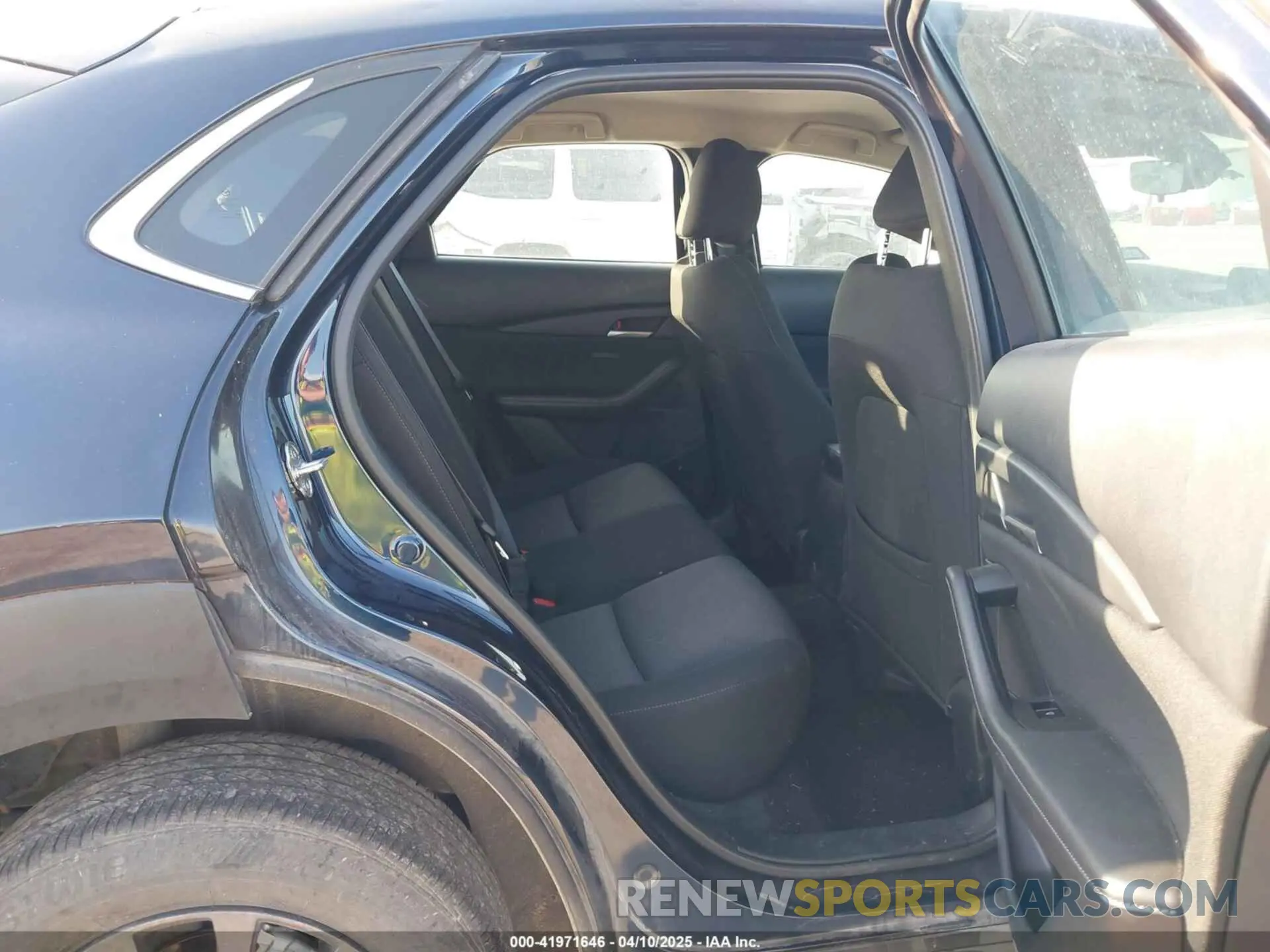 8 Photograph of a damaged car 3MVDMBAM1PM540711 MAZDA CX-30 2023