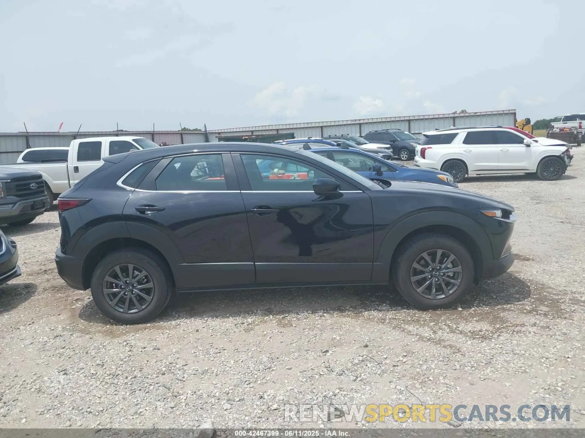 13 Фотография поврежденного автомобиля 3MVDMBAM3PM552522 MAZDA CX-30 2023