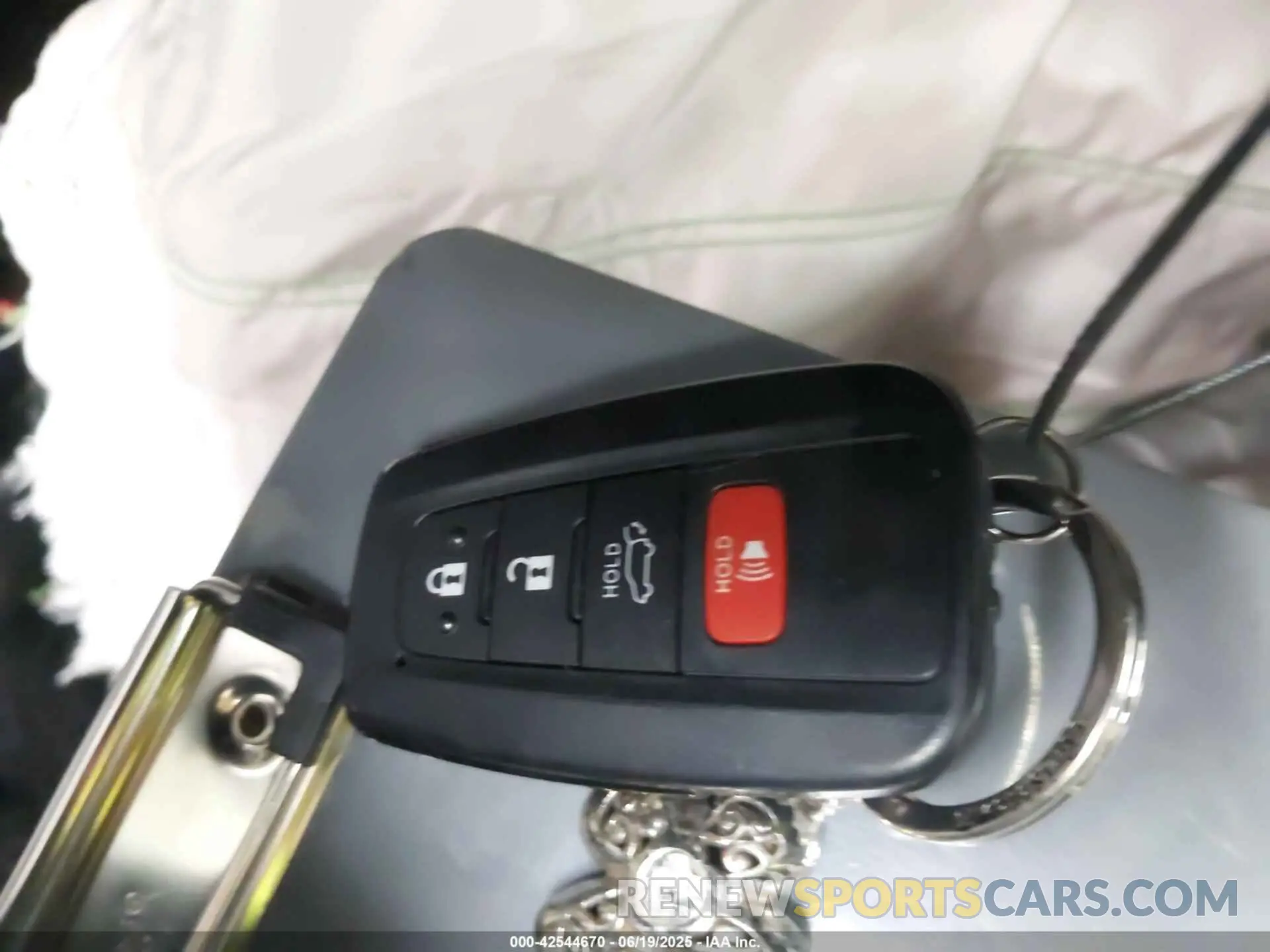 11 Фотография поврежденного автомобиля 3MVDMBAM5PM510403 MAZDA CX-30 2023