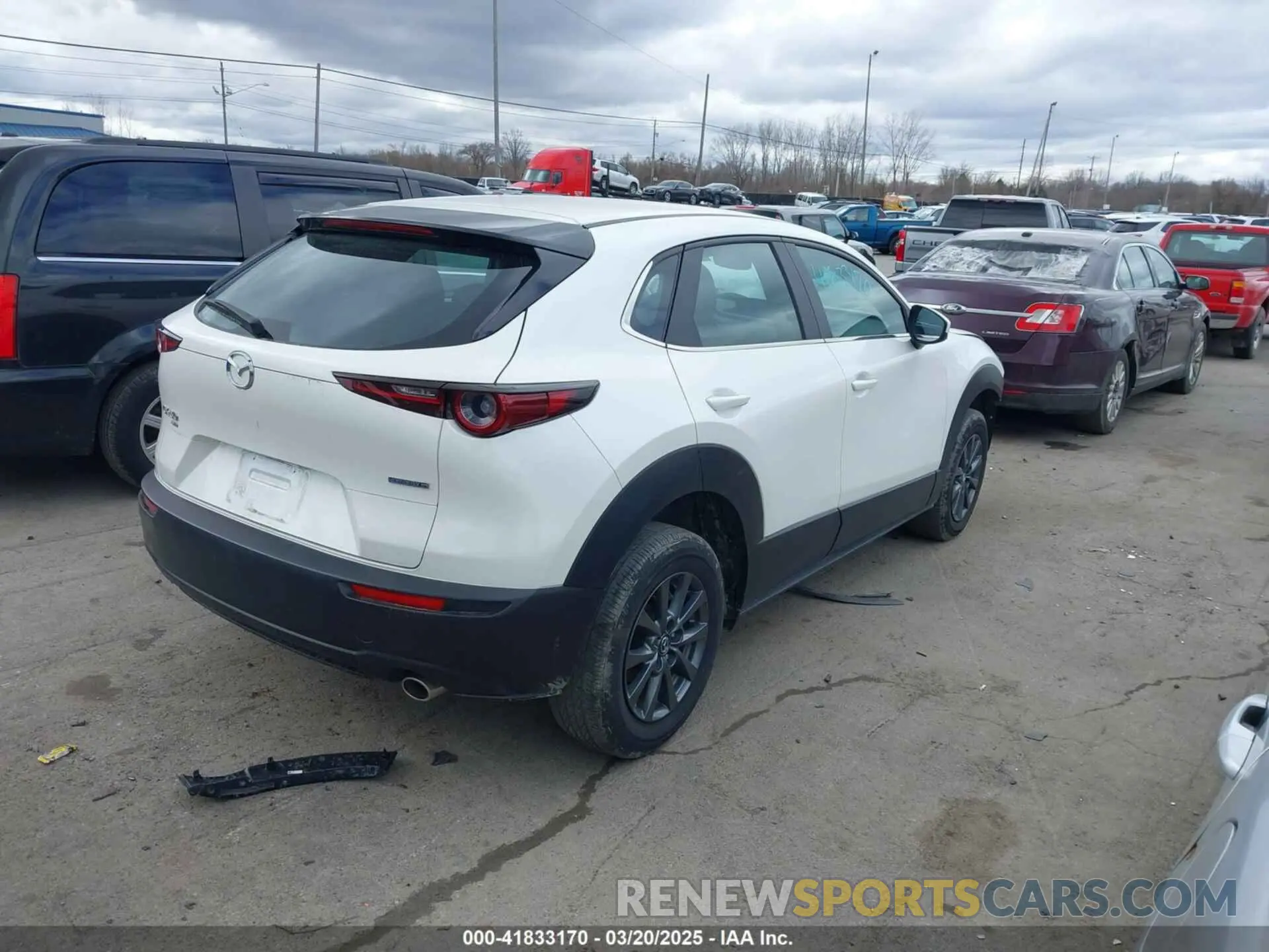 4 Photograph of a damaged car 3MVDMBAM6PM572425 MAZDA CX-30 2023