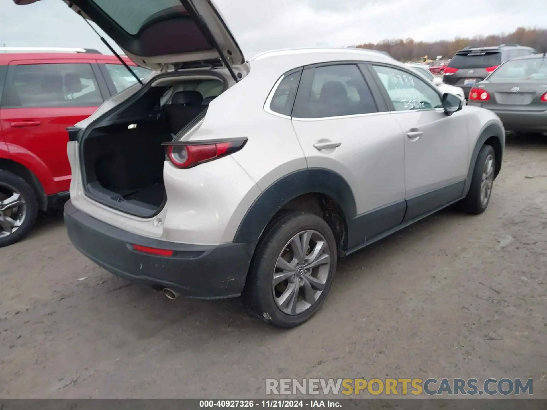 4 Photograph of a damaged car 3MVDMBBM0PM527642 MAZDA CX-30 2023