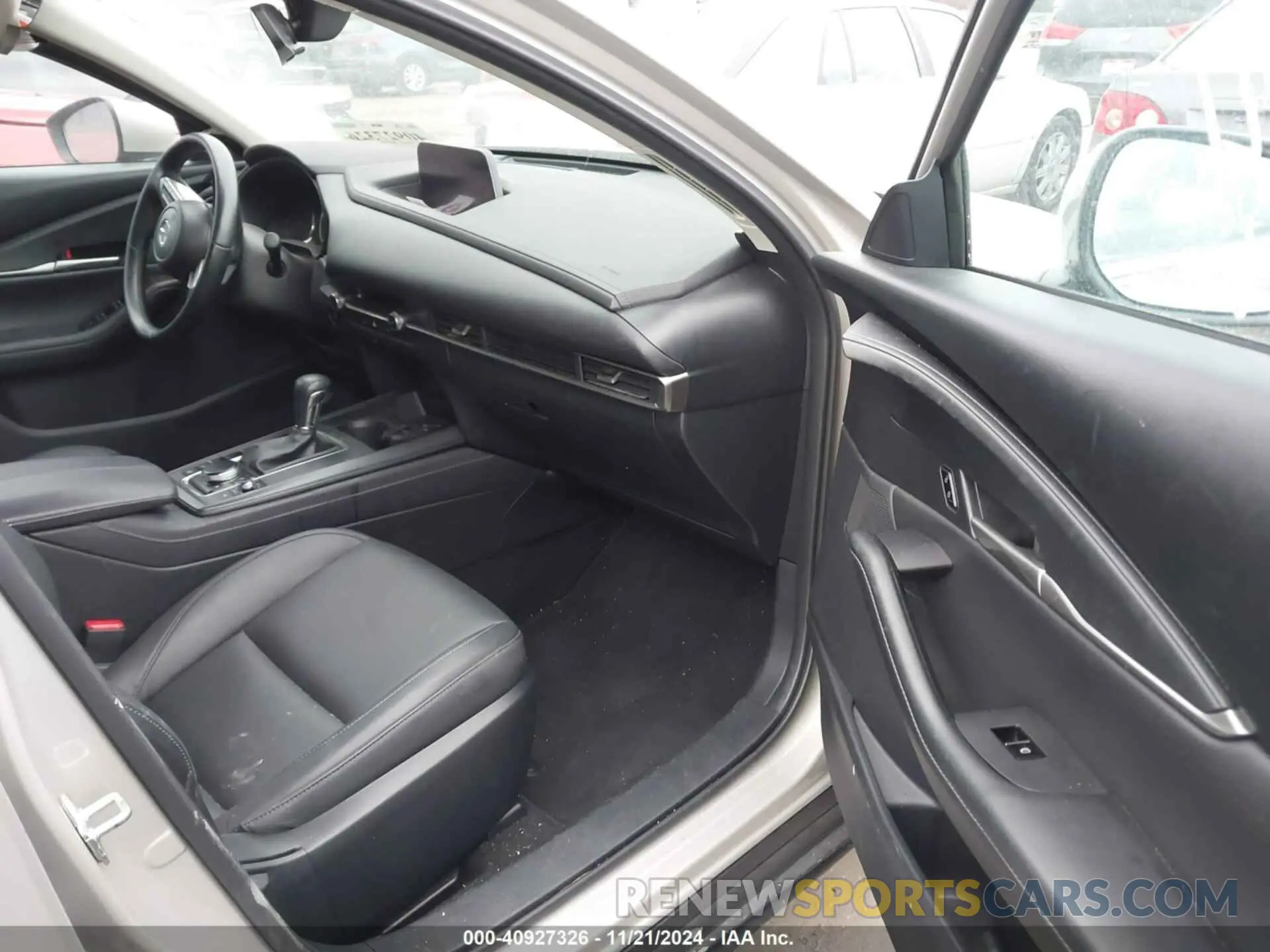 5 Photograph of a damaged car 3MVDMBBM0PM527642 MAZDA CX-30 2023