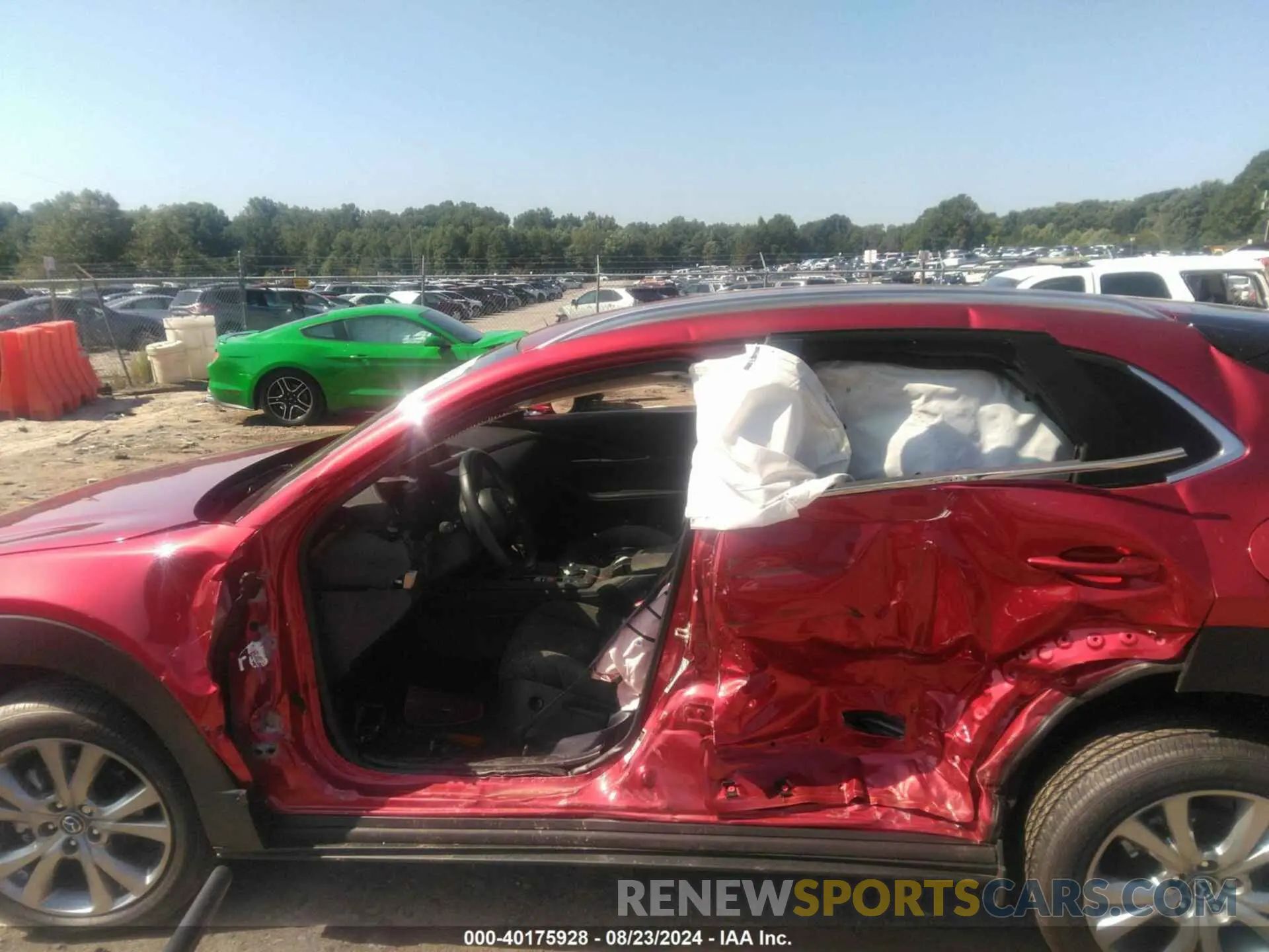 14 Фотография поврежденного автомобиля 3MVDMBBM2PM576910 MAZDA CX-30 2023