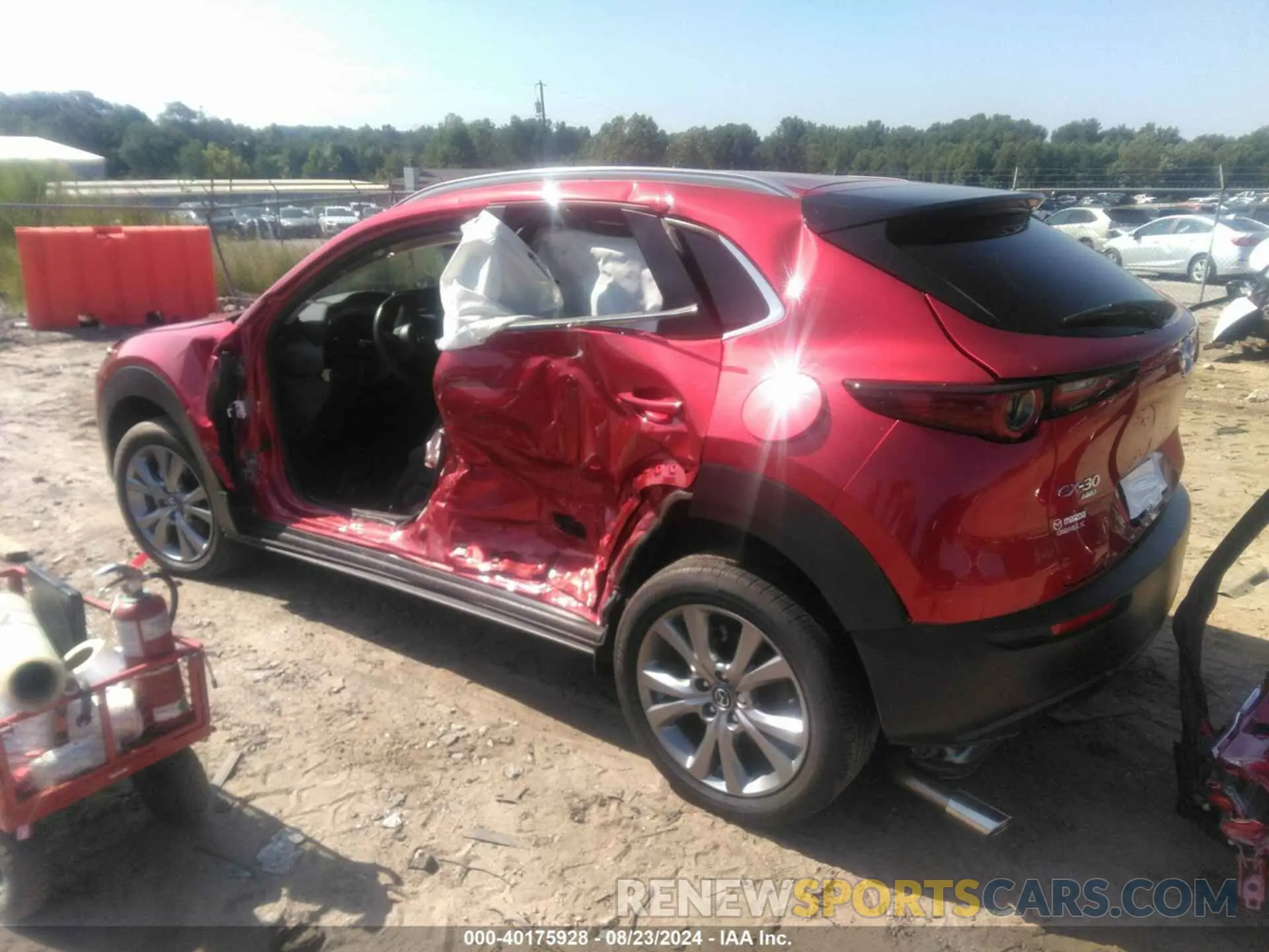 3 Фотография поврежденного автомобиля 3MVDMBBM2PM576910 MAZDA CX-30 2023