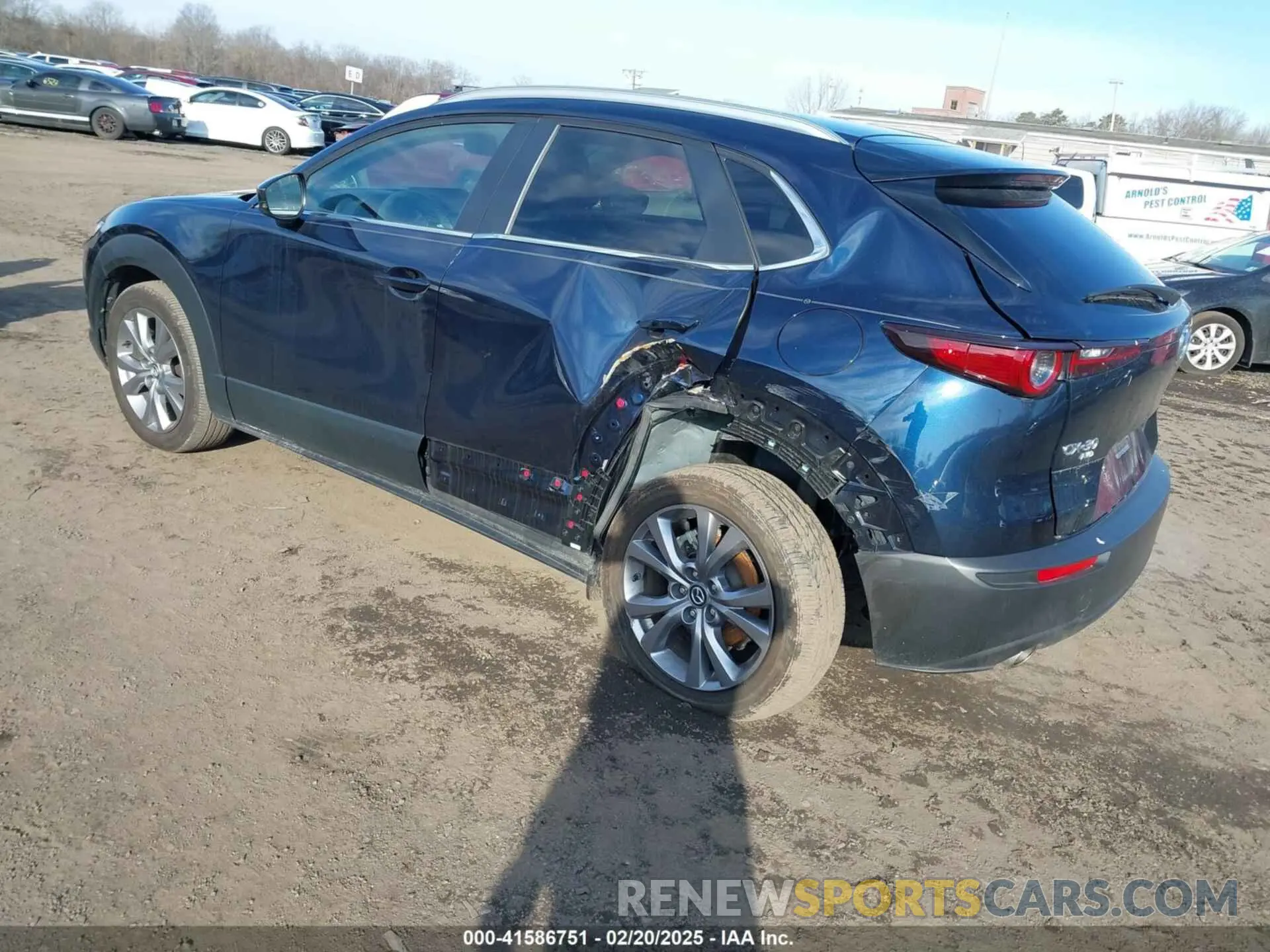 3 Фотография поврежденного автомобиля 3MVDMBBM2PM586062 MAZDA CX-30 2023