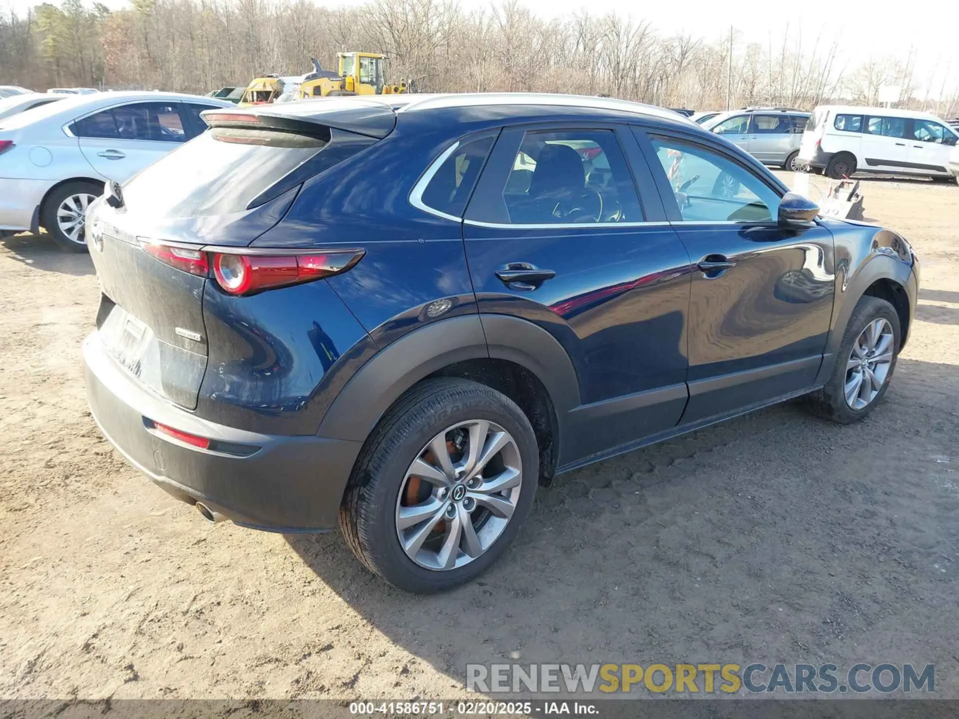 4 Фотография поврежденного автомобиля 3MVDMBBM2PM586062 MAZDA CX-30 2023