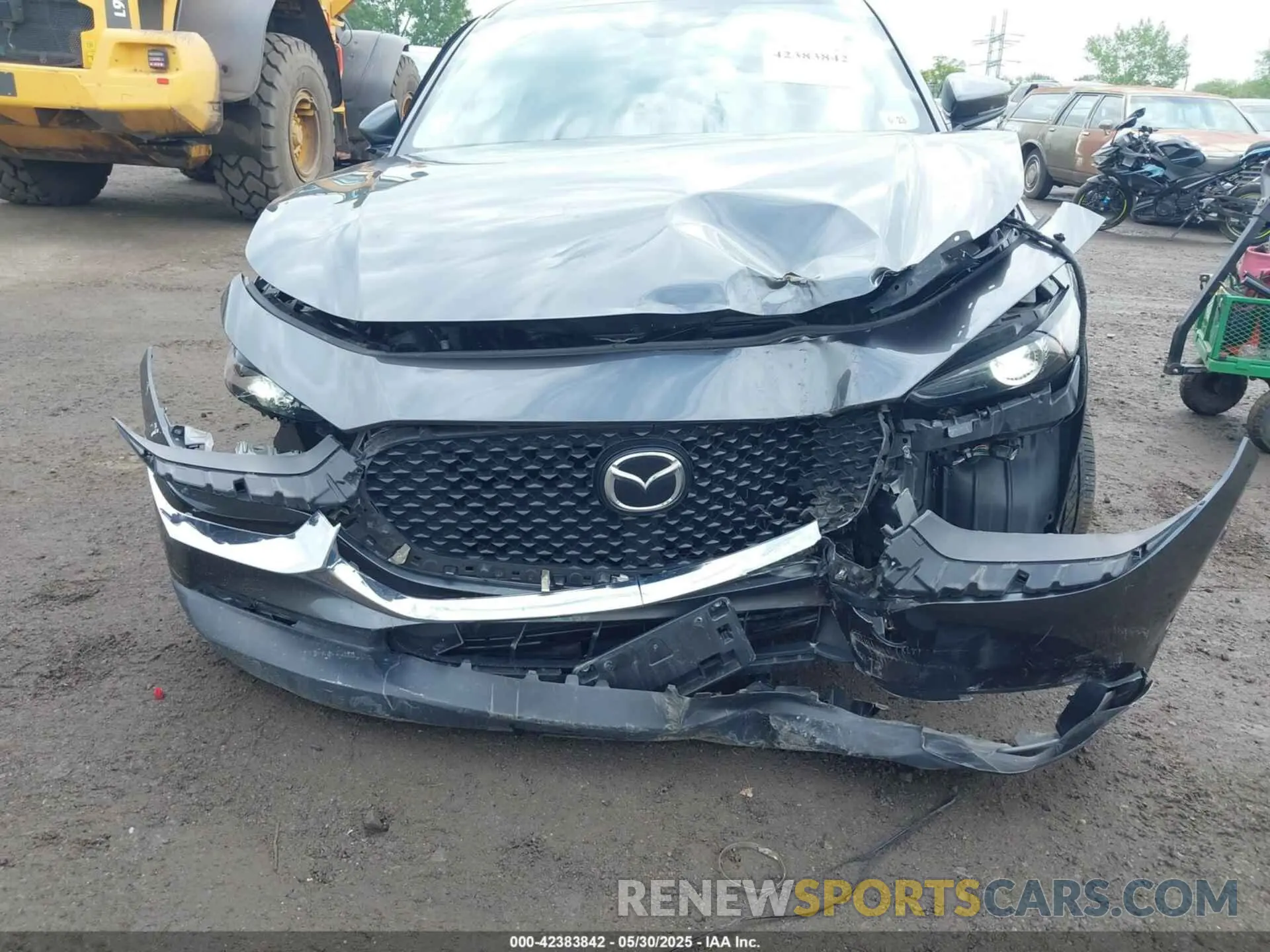 6 Photograph of a damaged car 3MVDMBBM3PM514805 MAZDA CX-30 2023