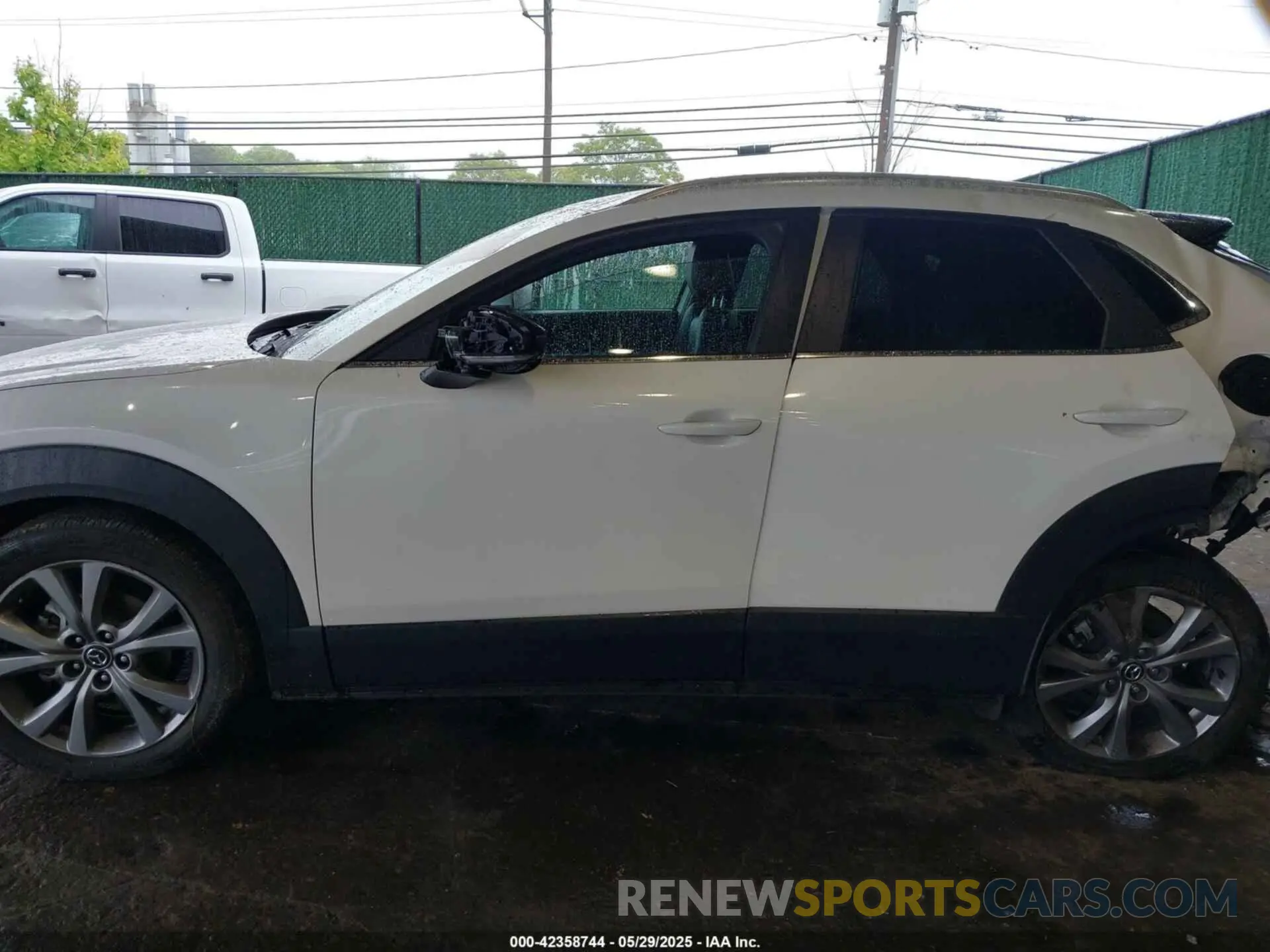 13 Фотография поврежденного автомобиля 3MVDMBBM3PM544824 MAZDA CX-30 2023