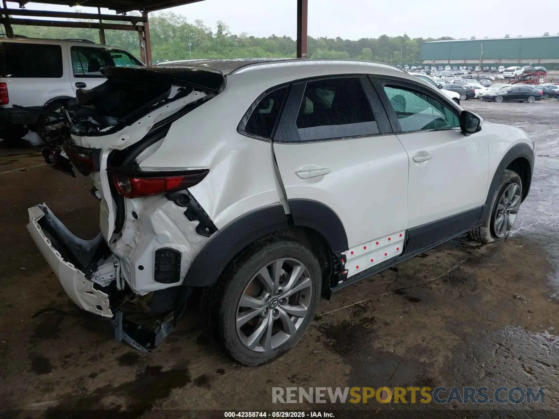 4 Фотография поврежденного автомобиля 3MVDMBBM3PM544824 MAZDA CX-30 2023