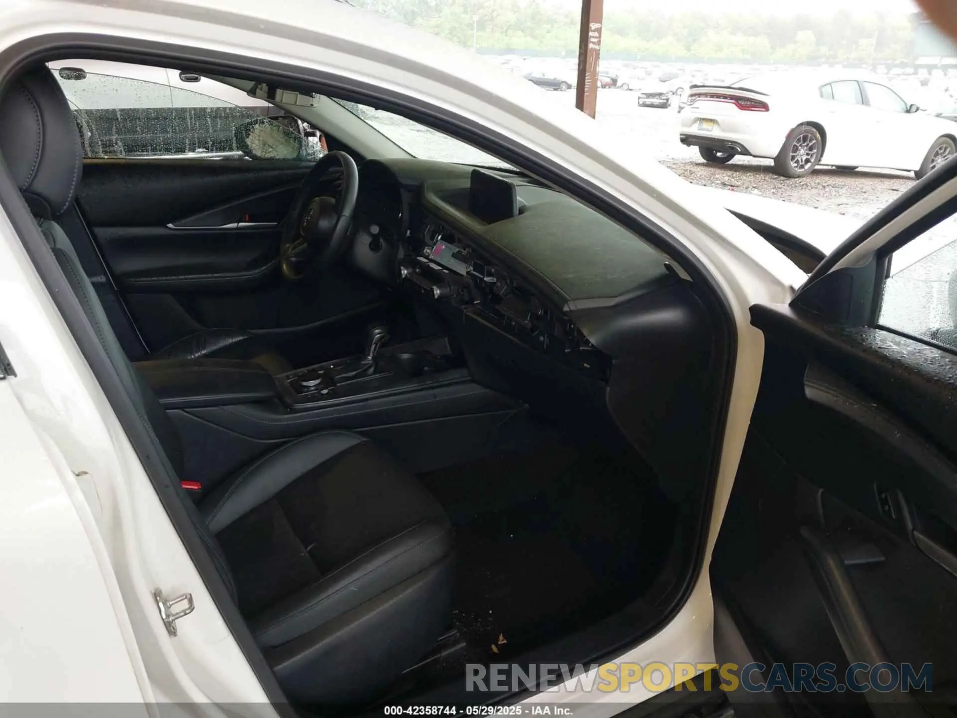 5 Фотография поврежденного автомобиля 3MVDMBBM3PM544824 MAZDA CX-30 2023