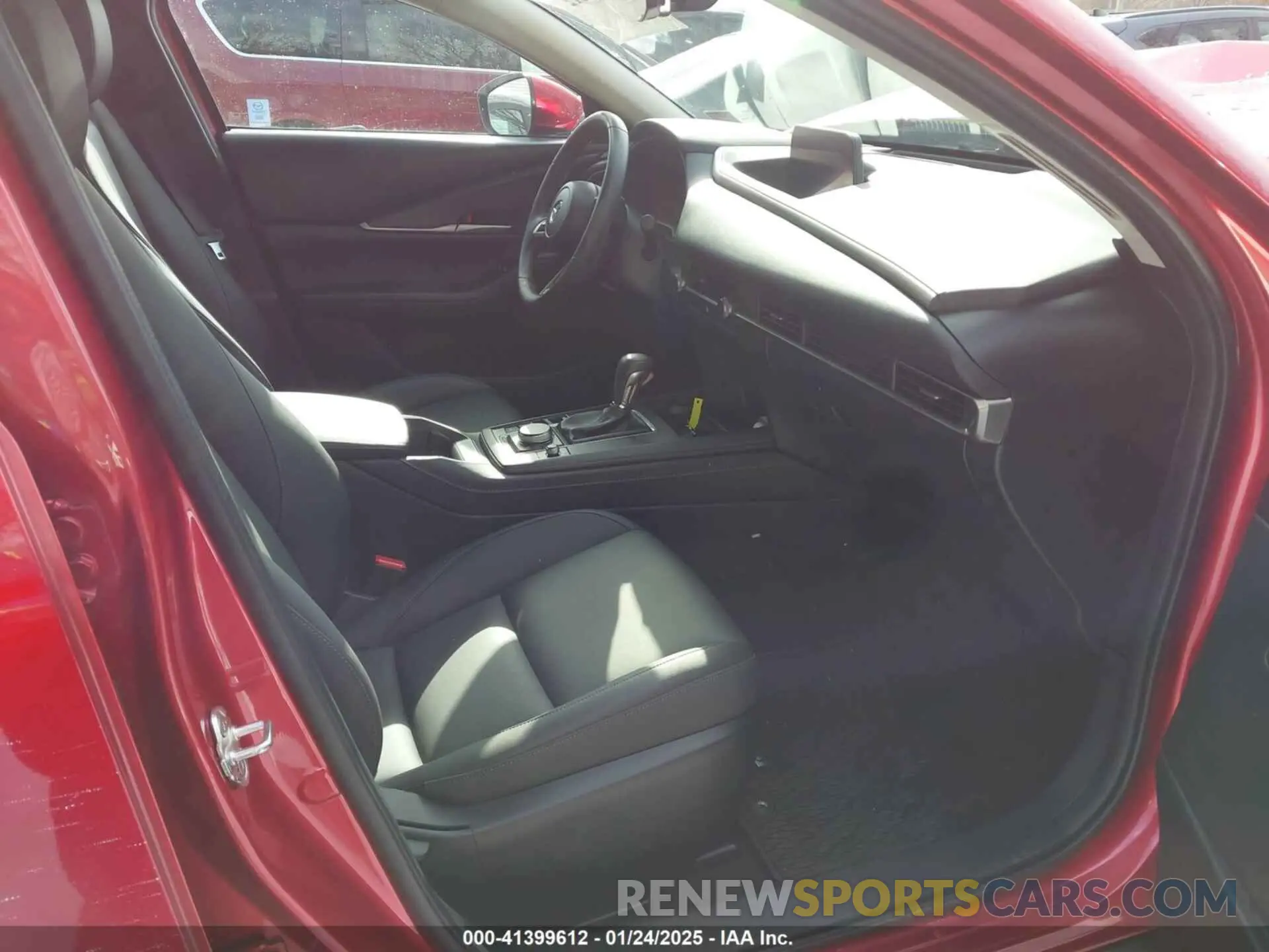 5 Photograph of a damaged car 3MVDMBBM4PM510021 MAZDA CX-30 2023