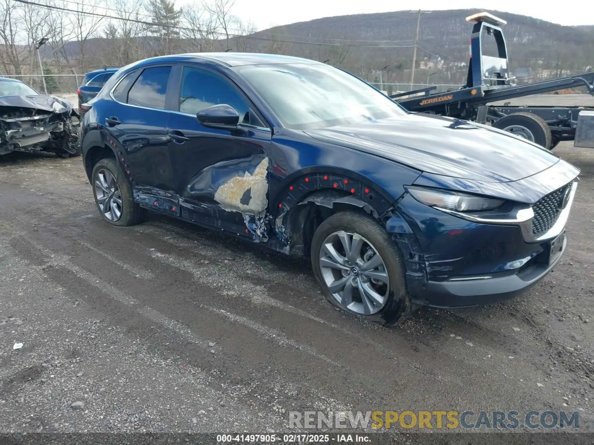 1 Фотография поврежденного автомобиля 3MVDMBBM4PM520127 MAZDA CX-30 2023