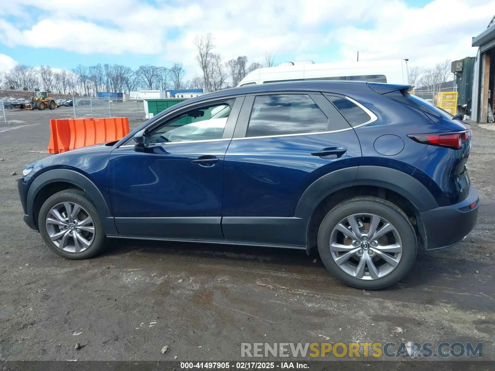 14 Фотография поврежденного автомобиля 3MVDMBBM4PM520127 MAZDA CX-30 2023