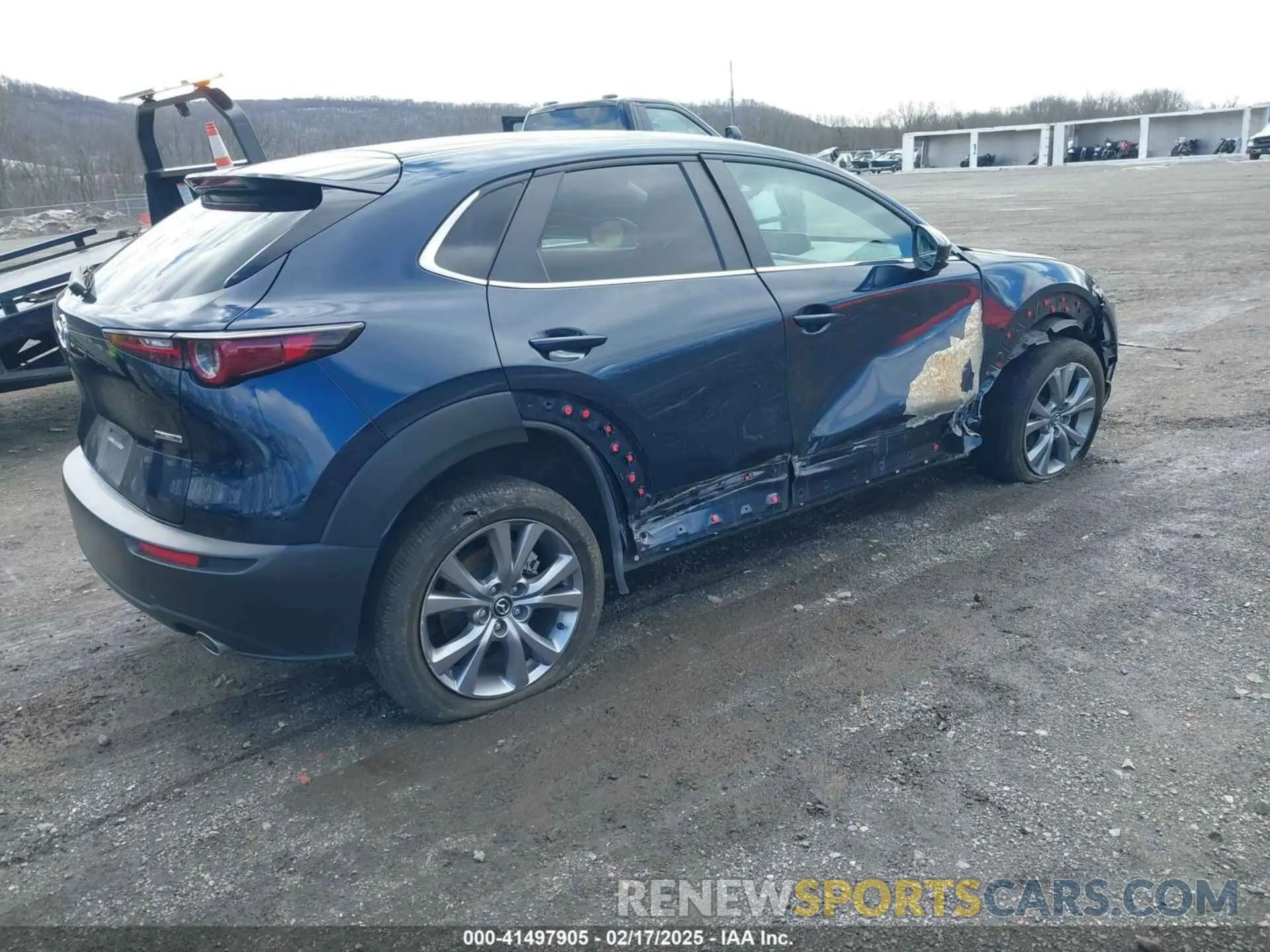 4 Фотография поврежденного автомобиля 3MVDMBBM4PM520127 MAZDA CX-30 2023