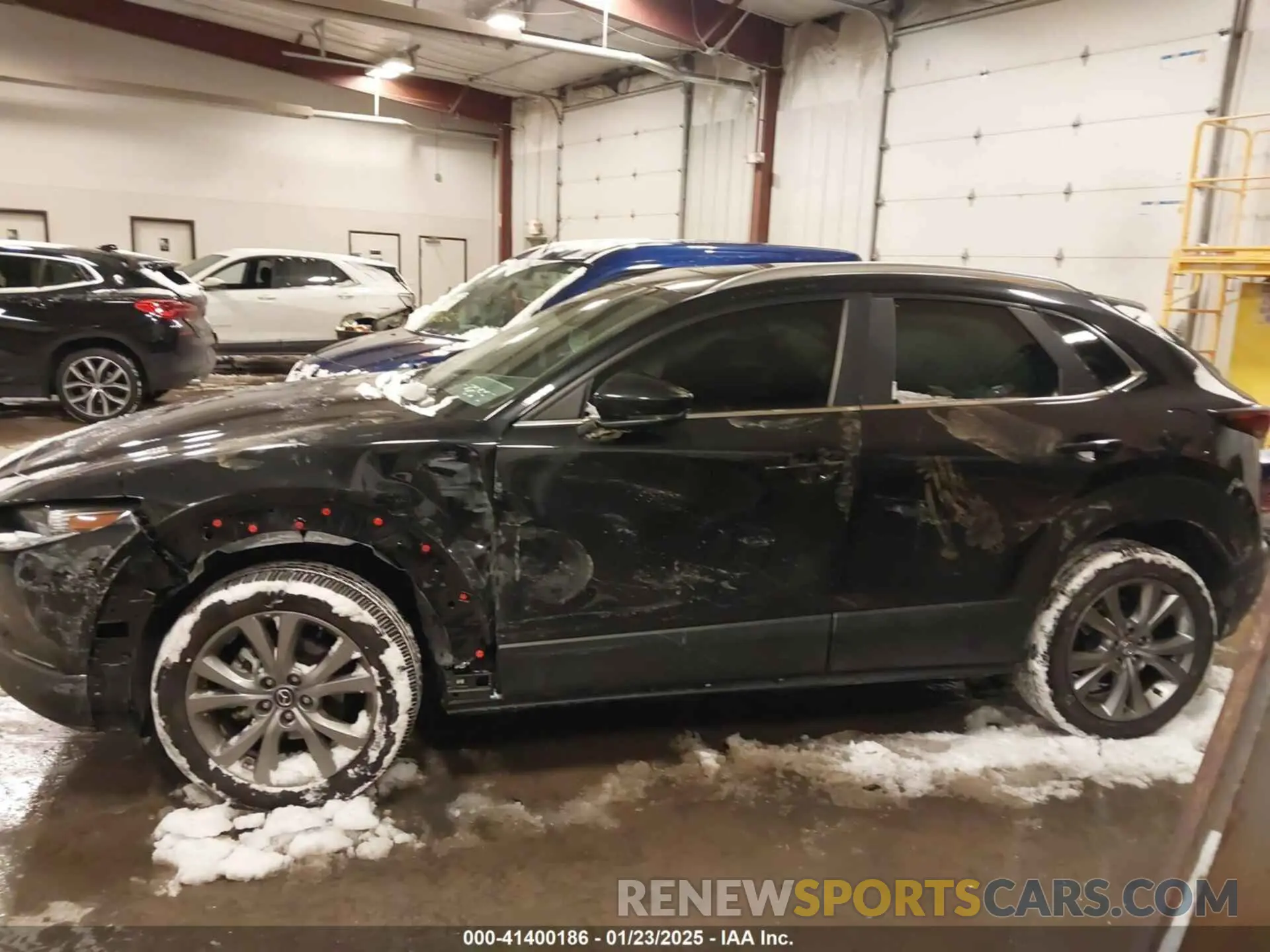 14 Photograph of a damaged car 3MVDMBBM5PM586122 MAZDA CX-30 2023