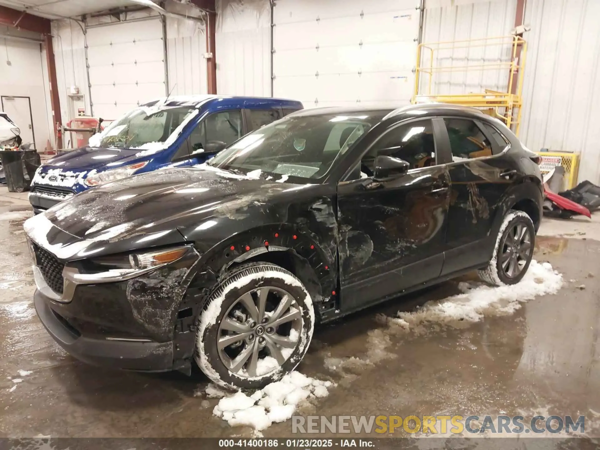 2 Photograph of a damaged car 3MVDMBBM5PM586122 MAZDA CX-30 2023