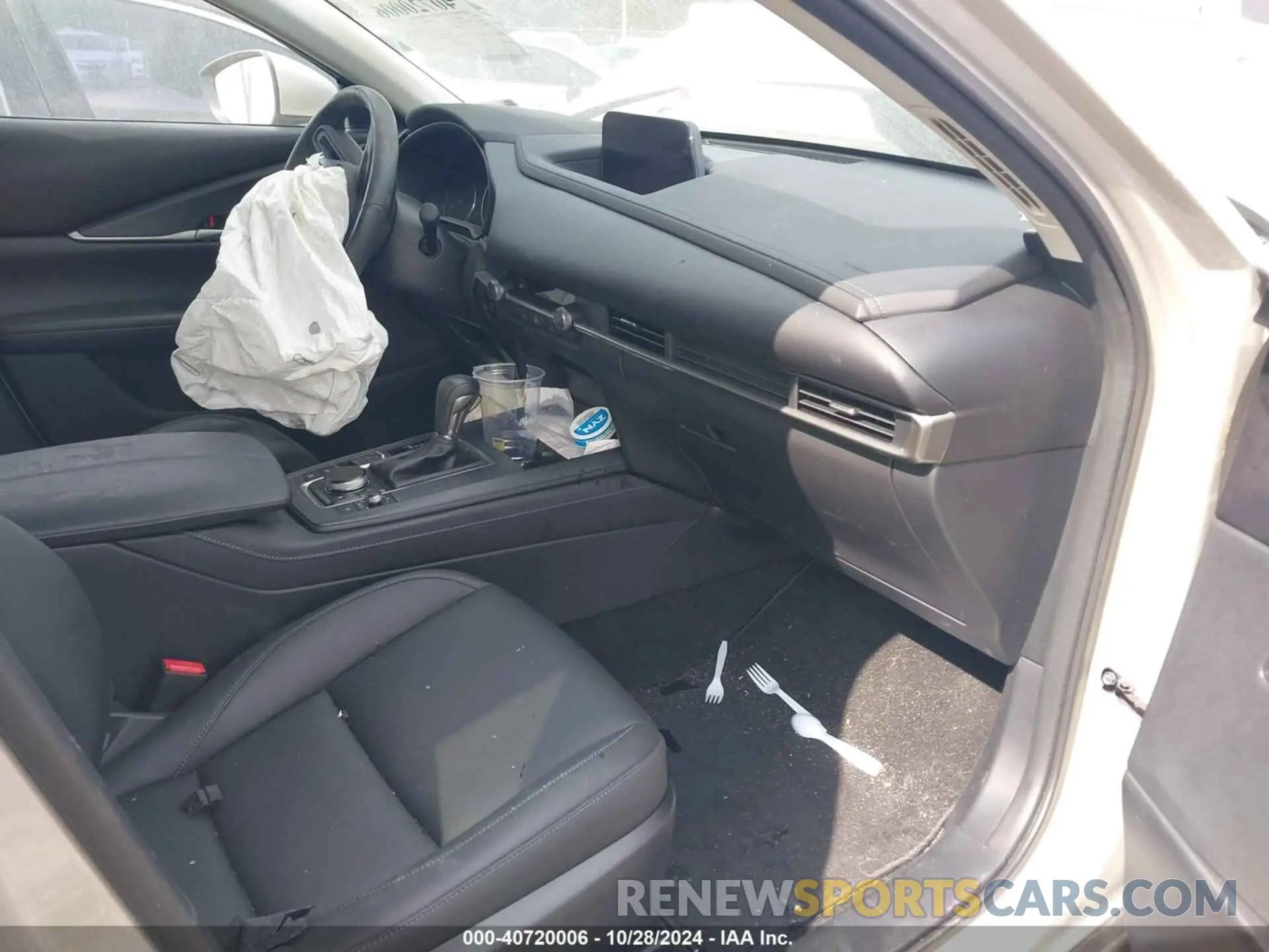 5 Photograph of a damaged car 3MVDMBBM6PM518380 MAZDA CX-30 2023