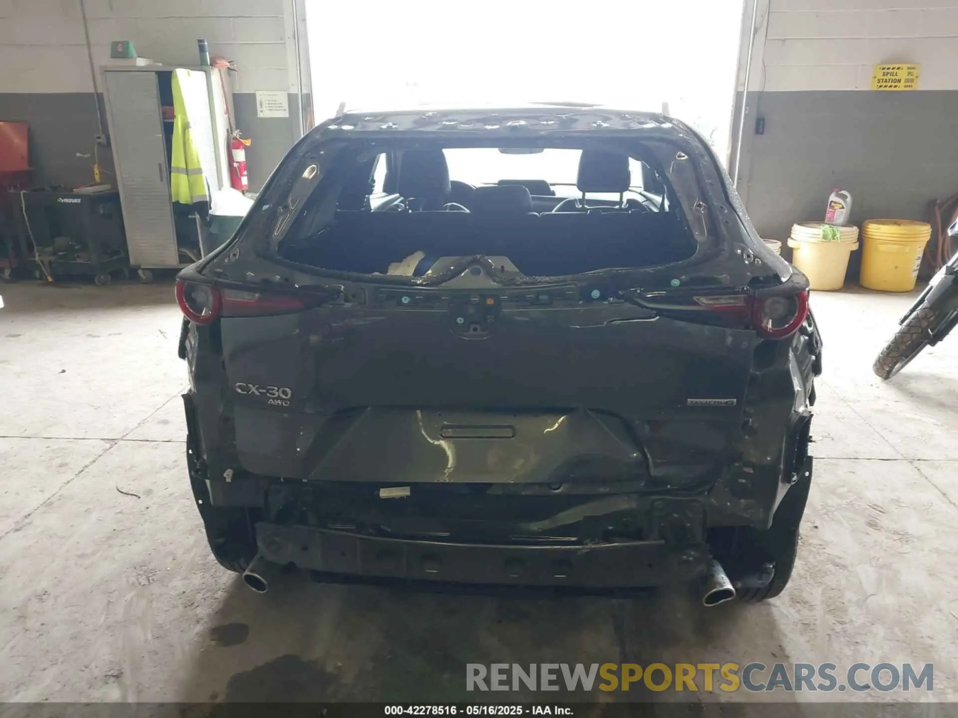 17 Photograph of a damaged car 3MVDMBBM6PM575551 MAZDA CX-30 2023
