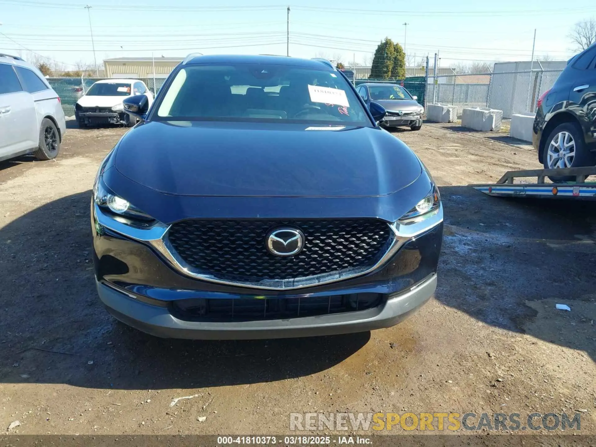 12 Фотография поврежденного автомобиля 3MVDMBBM8PM577933 MAZDA CX-30 2023