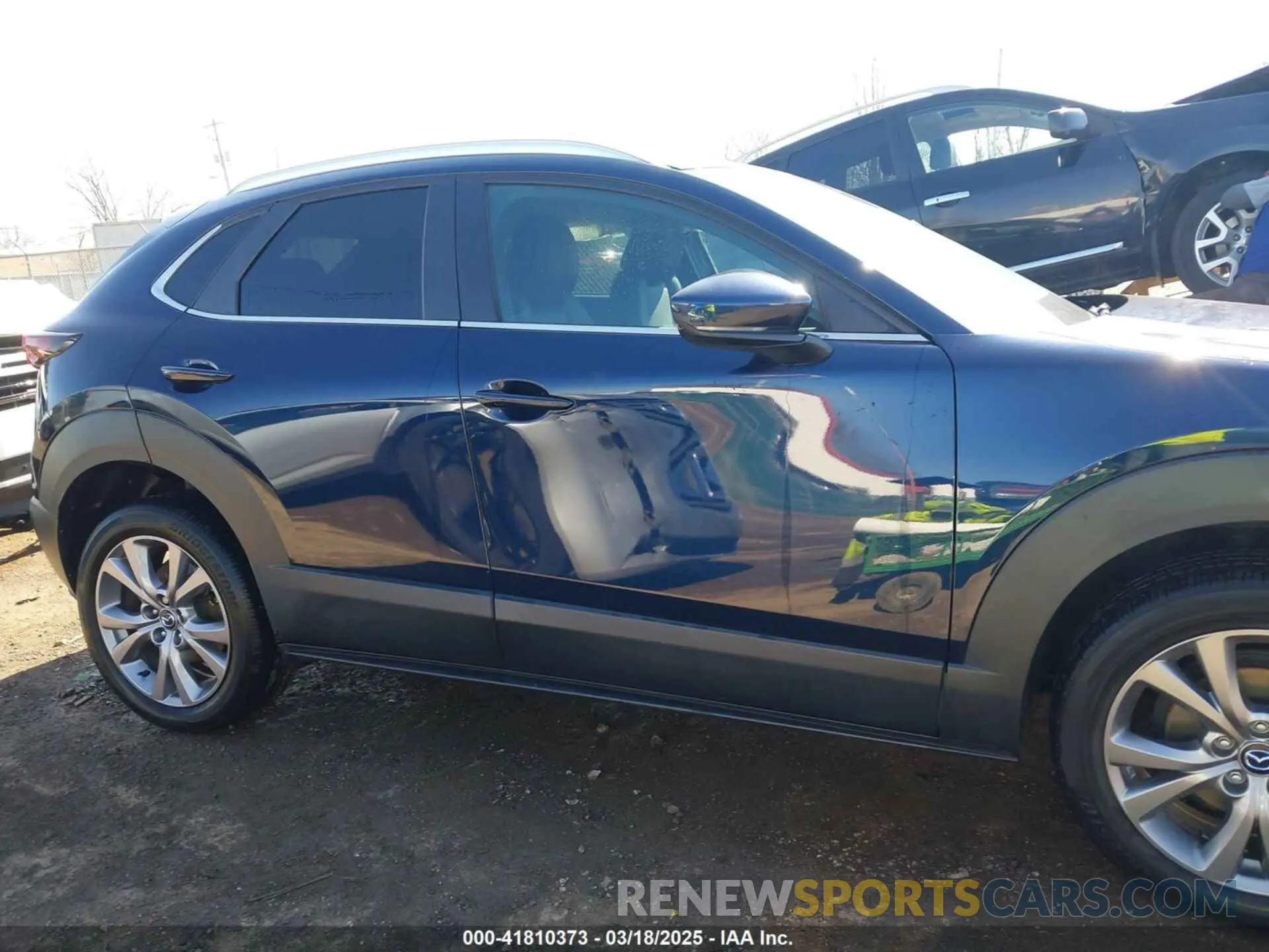13 Фотография поврежденного автомобиля 3MVDMBBM8PM577933 MAZDA CX-30 2023