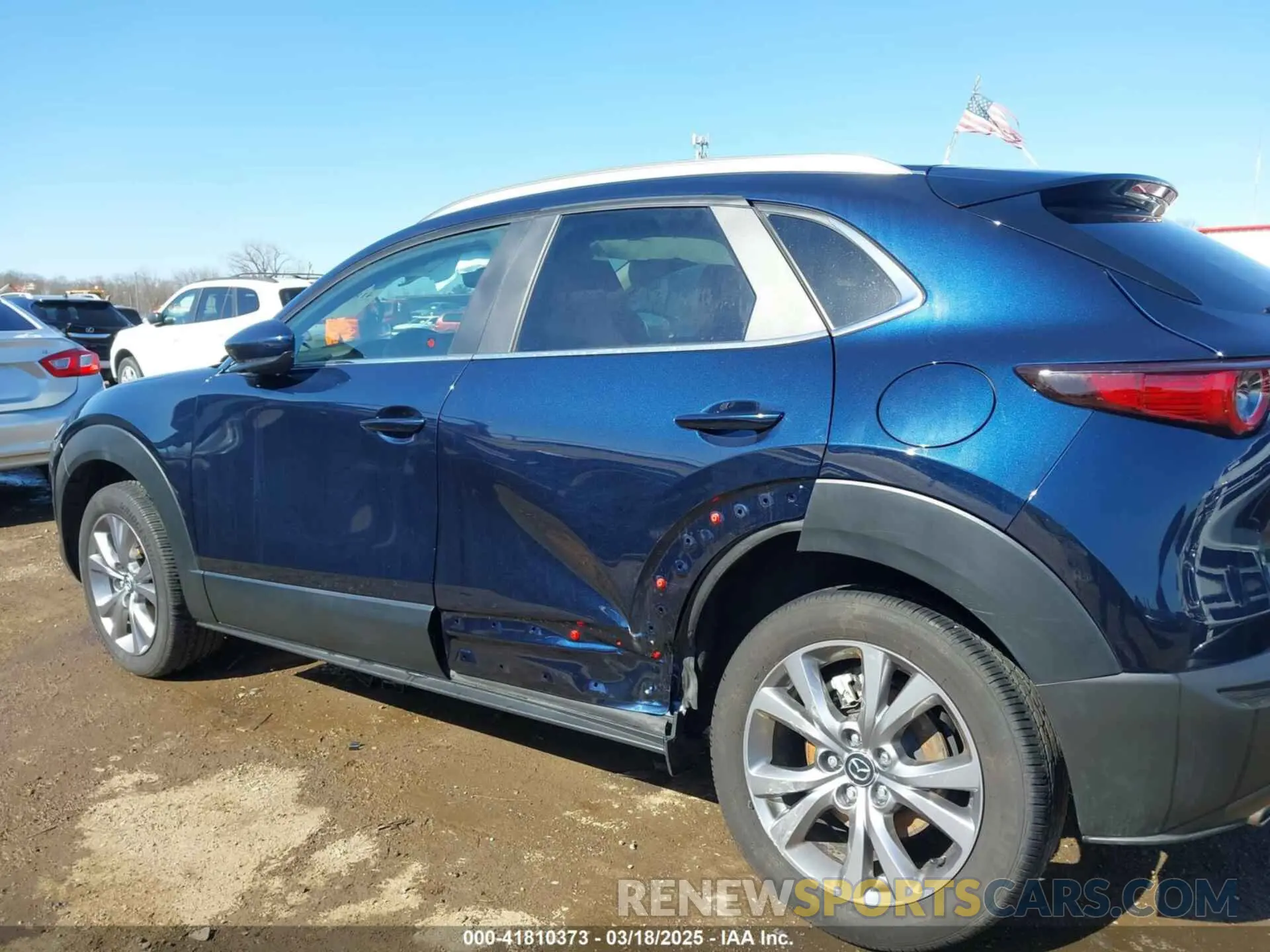 6 Фотография поврежденного автомобиля 3MVDMBBM8PM577933 MAZDA CX-30 2023