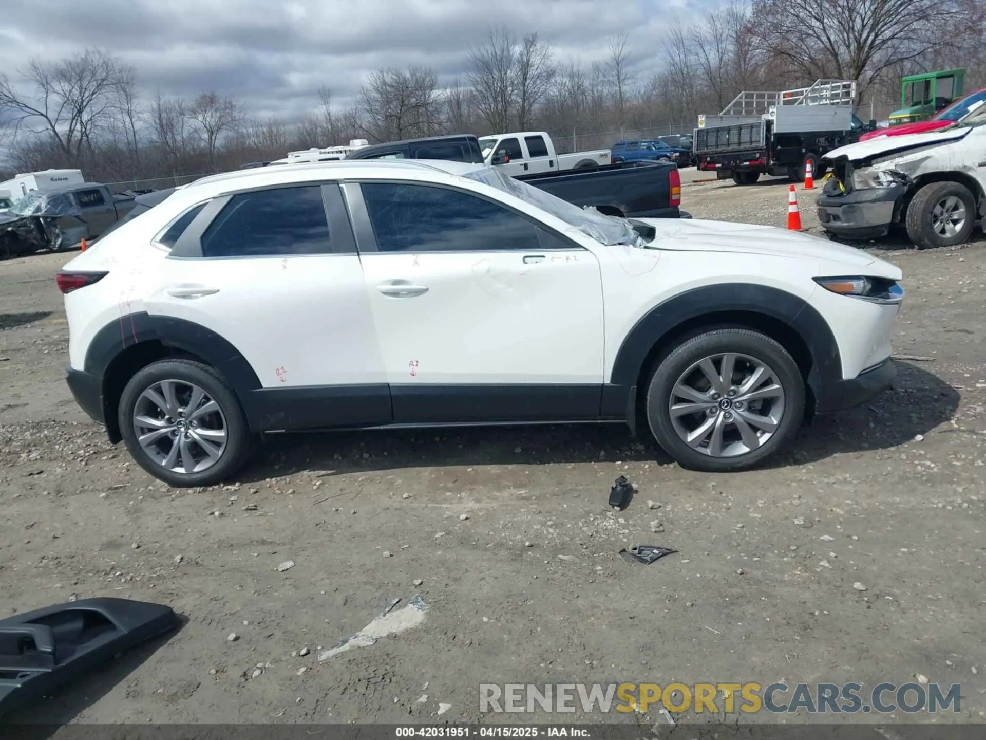 14 Фотография поврежденного автомобиля 3MVDMBBM8PM581691 MAZDA CX-30 2023