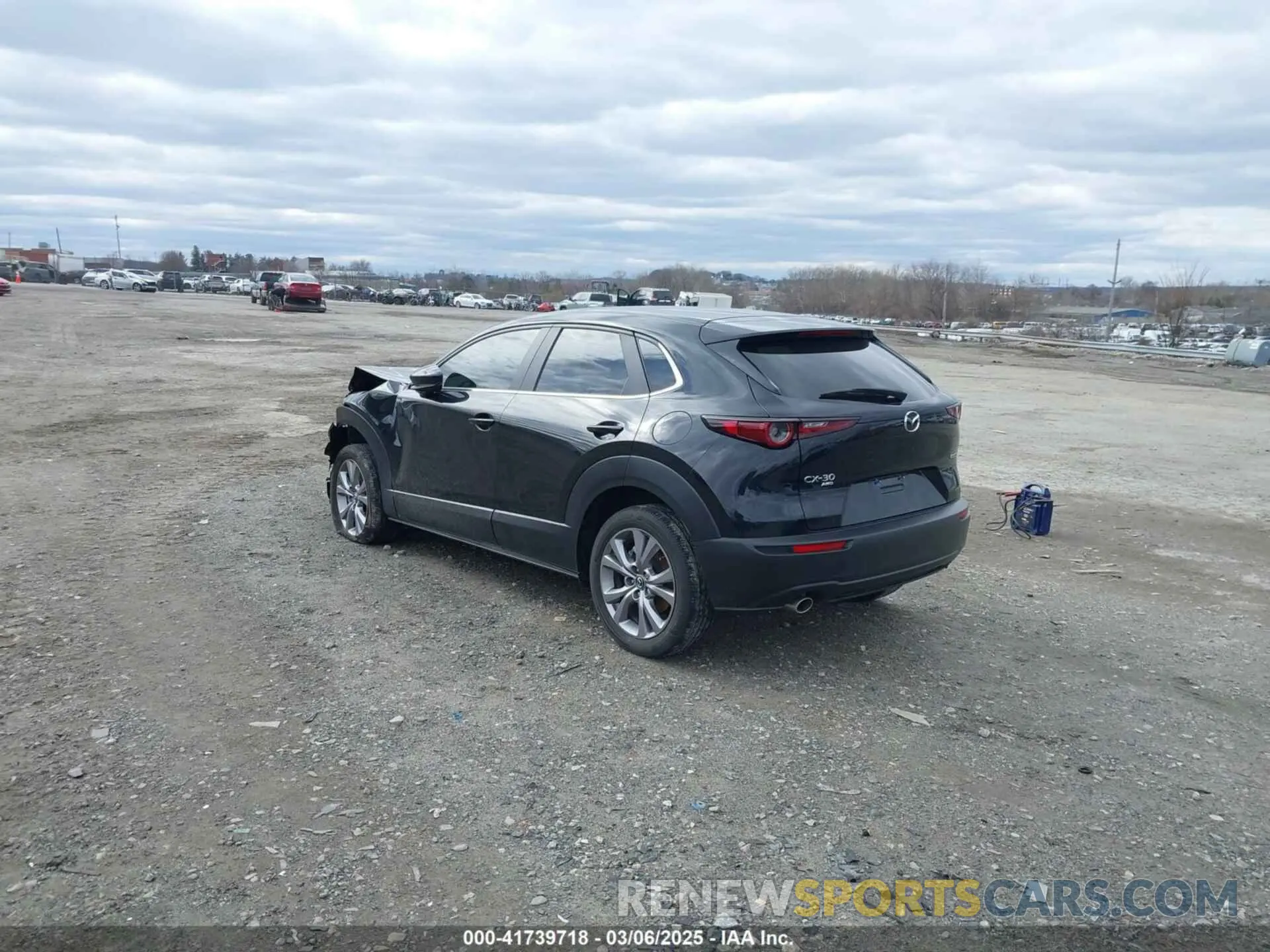 3 Фотография поврежденного автомобиля 3MVDMBBMXPM516728 MAZDA CX-30 2023