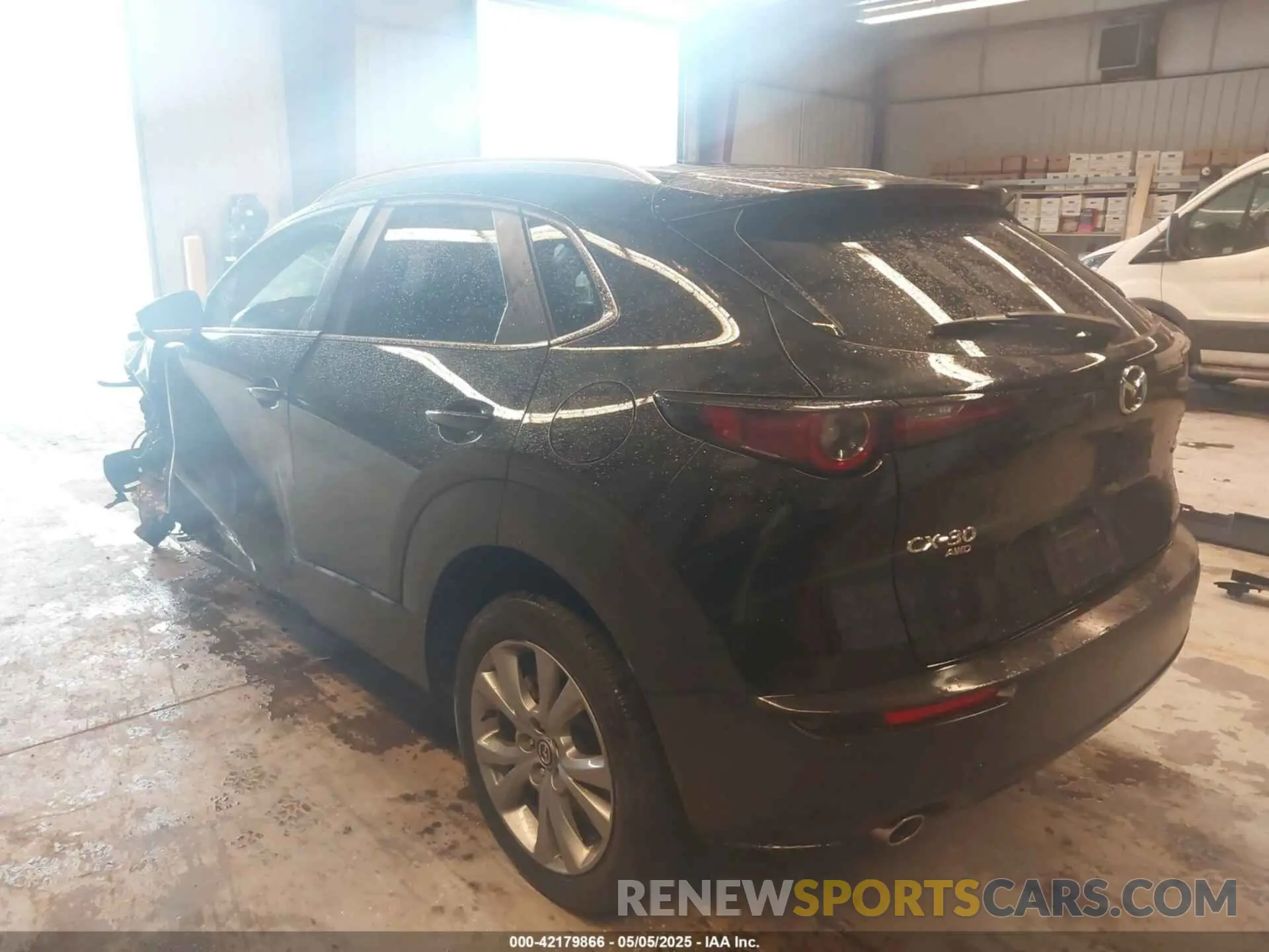 3 Фотография поврежденного автомобиля 3MVDMBCM0PM570103 MAZDA CX-30 2023