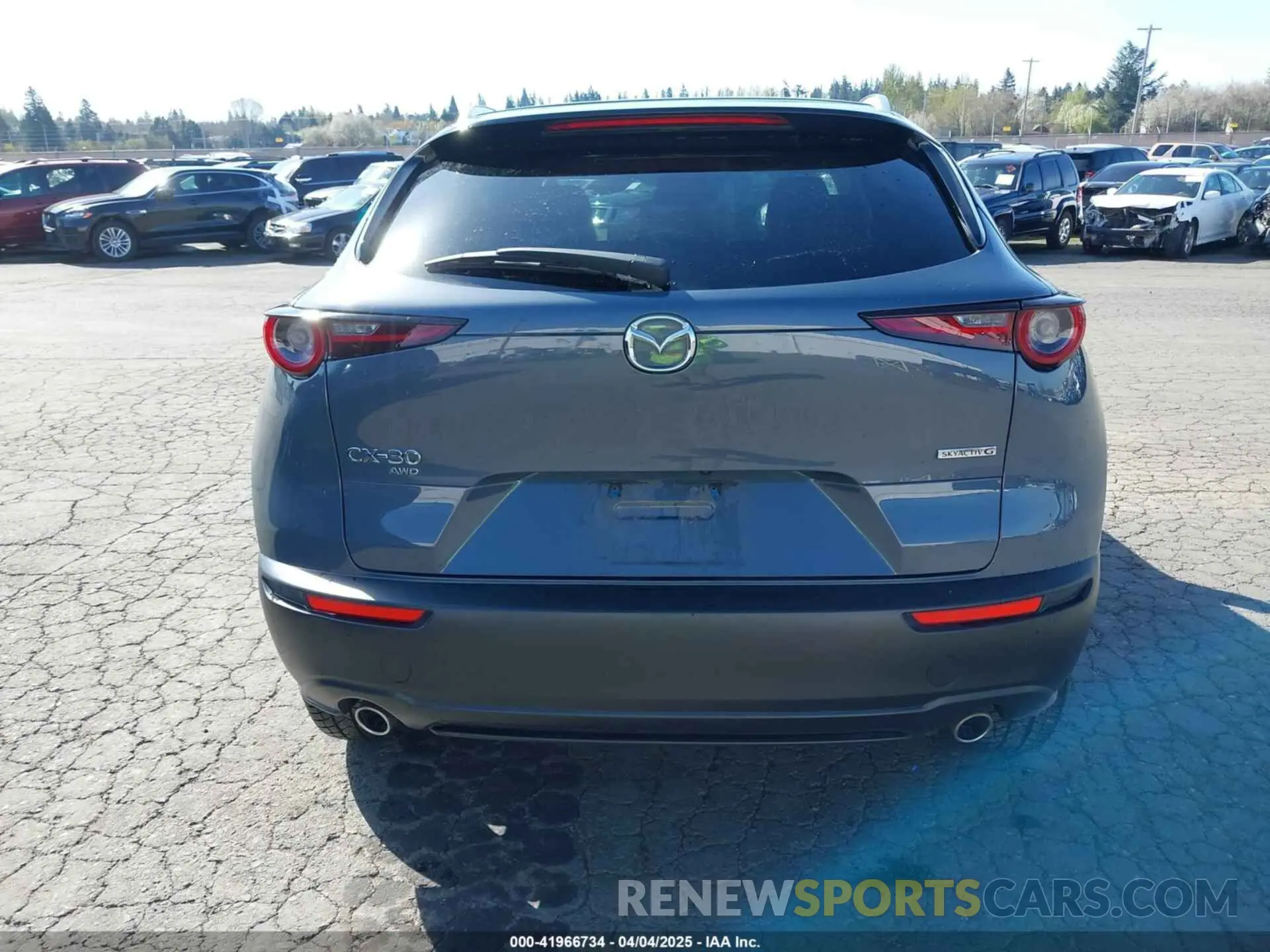 16 Photograph of a damaged car 3MVDMBCM1PM557862 MAZDA CX-30 2023