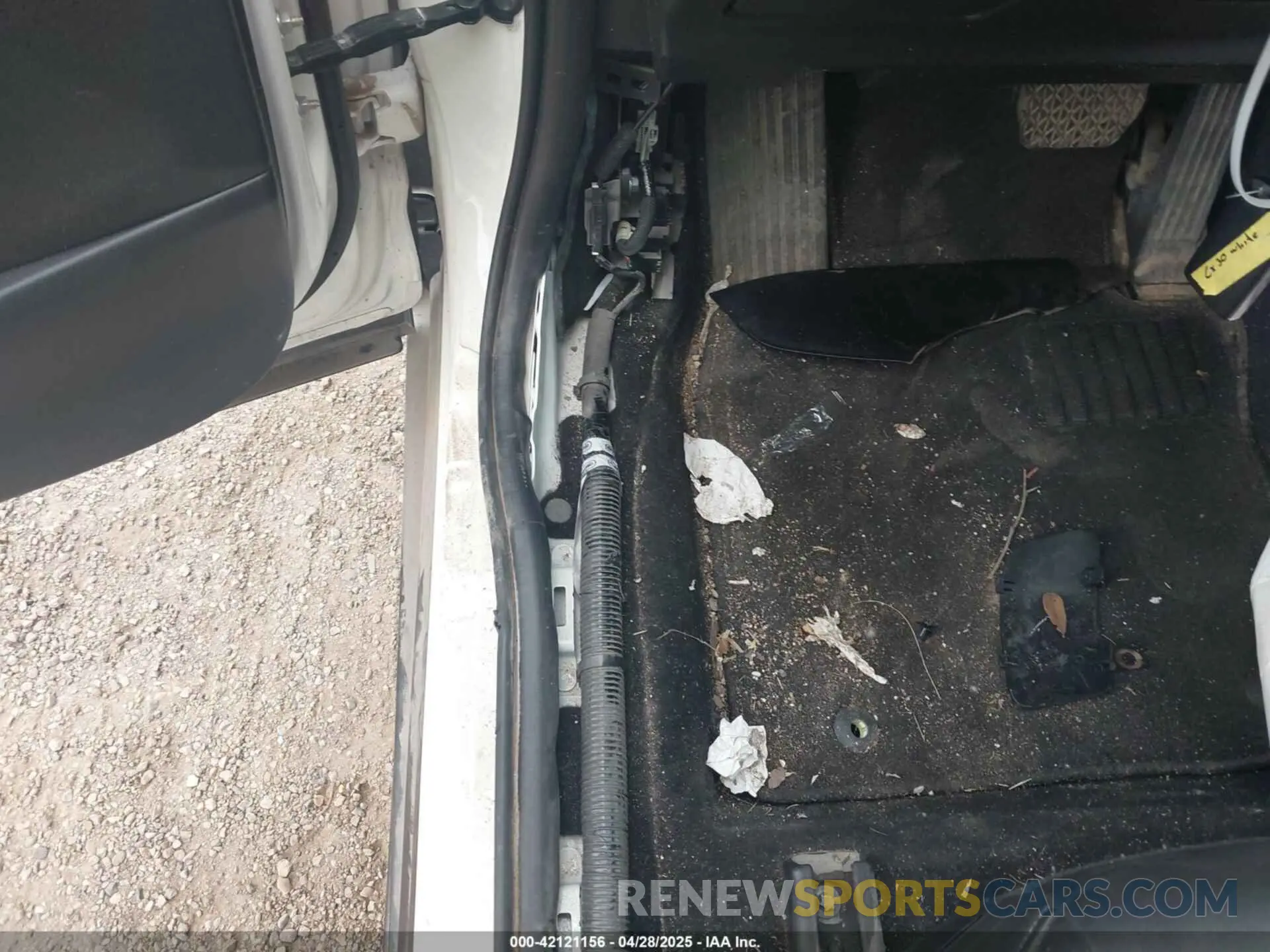6 Photograph of a damaged car 3MVDMBCM4PM507456 MAZDA CX-30 2023