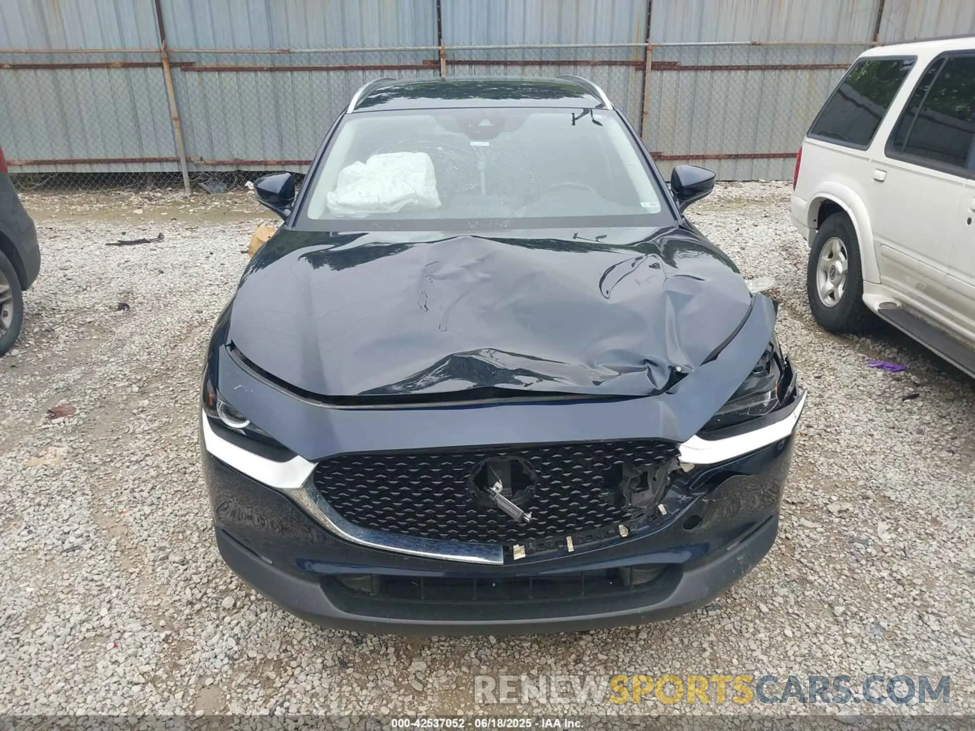 12 Photograph of a damaged car 3MVDMBCM6PM527594 MAZDA CX-30 2023