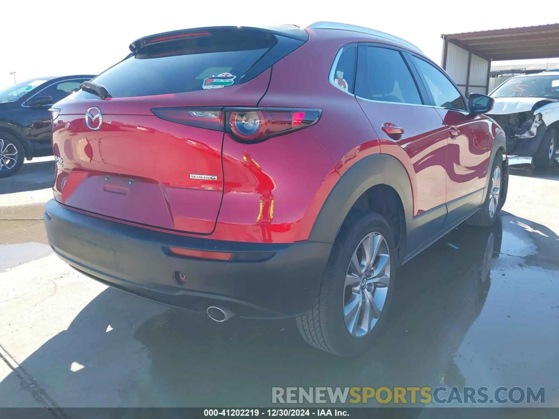 4 Photograph of a damaged car 3MVDMBCM7PM548552 MAZDA CX-30 2023